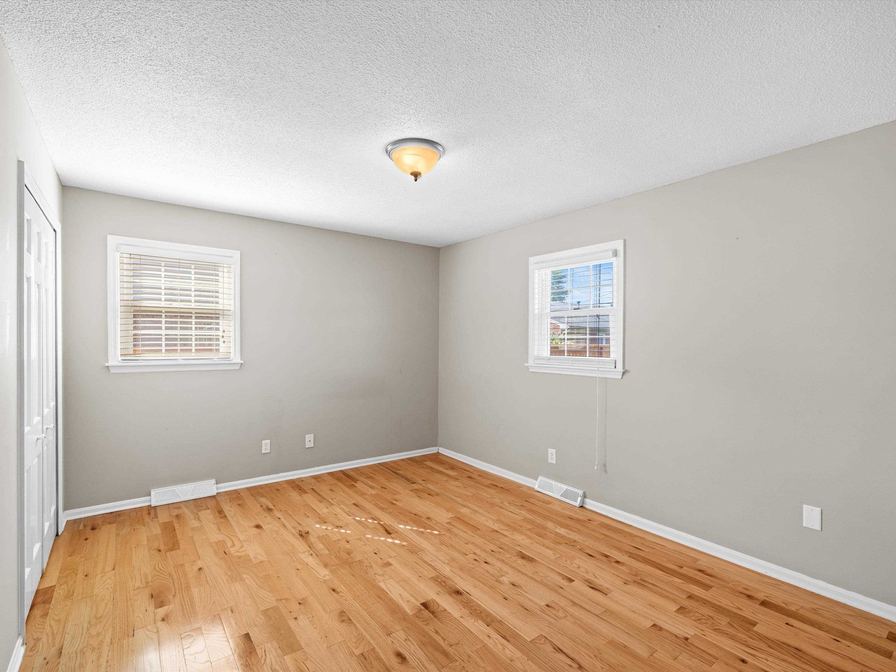 1523 Forrest Lane, Owensboro, Kentucky 42301, 3 Bedrooms Bedrooms, ,2 BathroomsBathrooms,Single Family Residence,For Sale,Forrest Lane,92060
