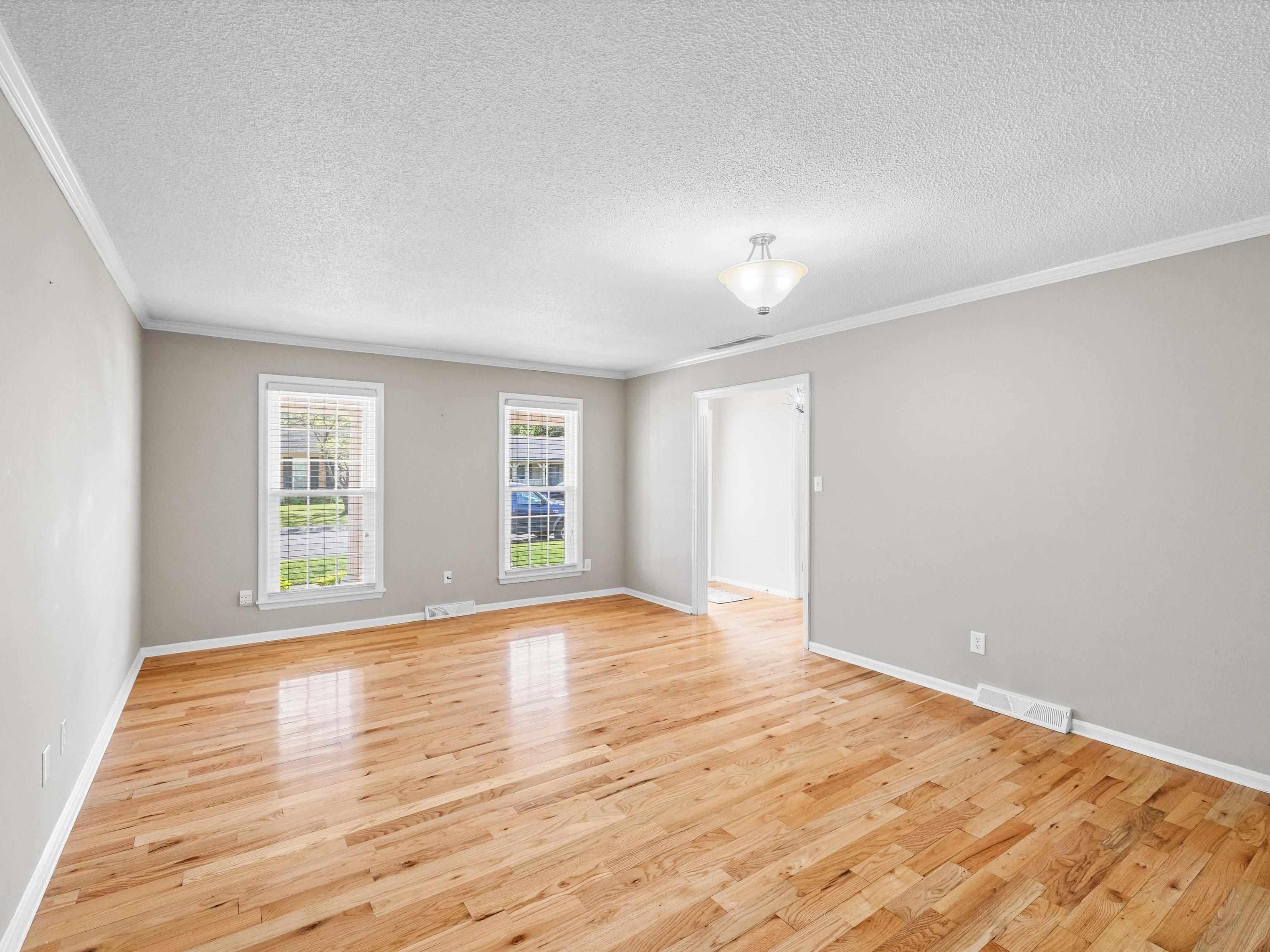 1523 Forrest Lane, Owensboro, Kentucky 42301, 3 Bedrooms Bedrooms, ,2 BathroomsBathrooms,Single Family Residence,For Sale,Forrest Lane,92060