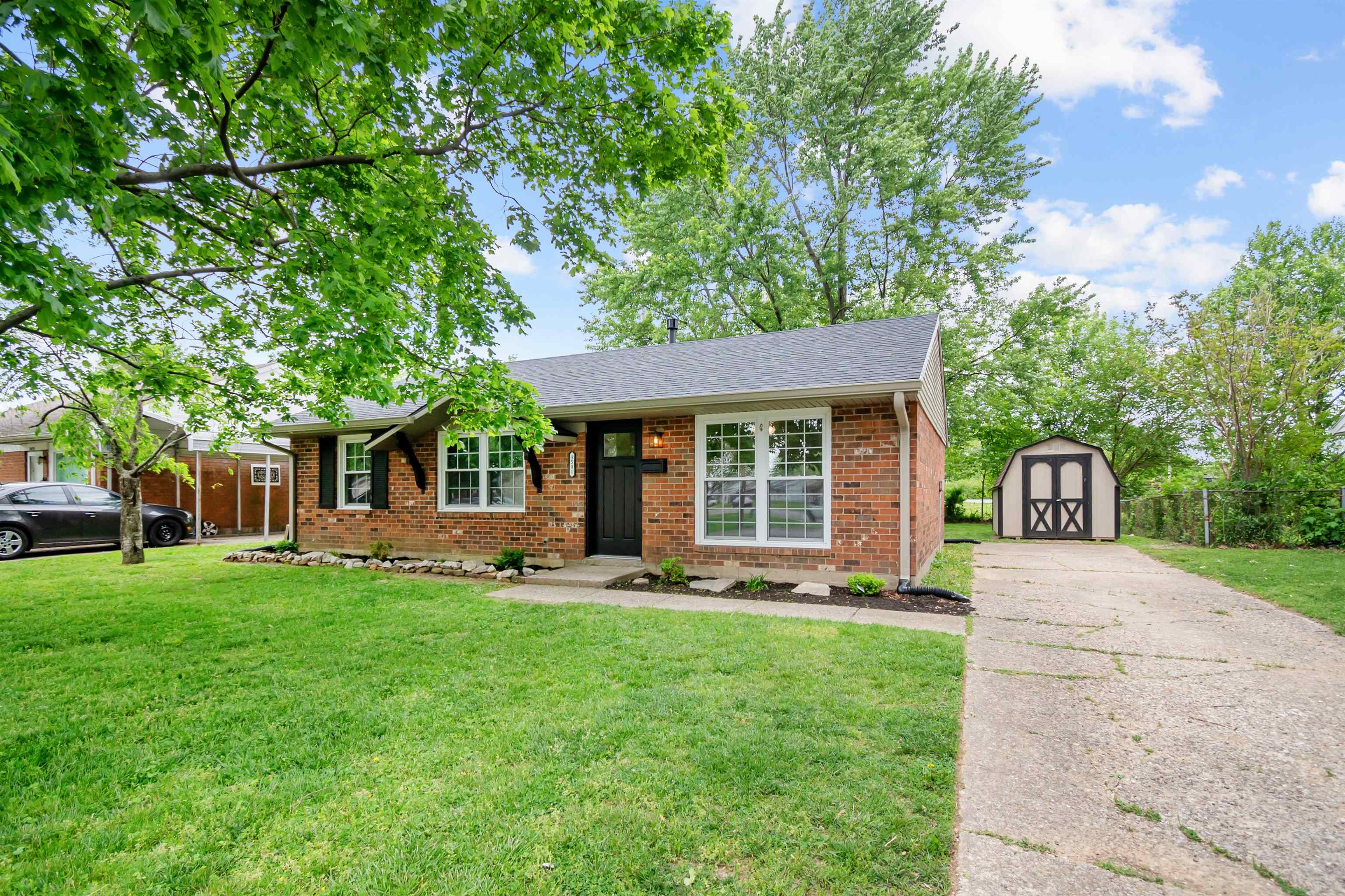 3501 Winchester Dr, Owensboro, Kentucky 42301, 3 Bedrooms Bedrooms, ,1 BathroomBathrooms,Single Family Residence,For Sale,Winchester Dr,92062