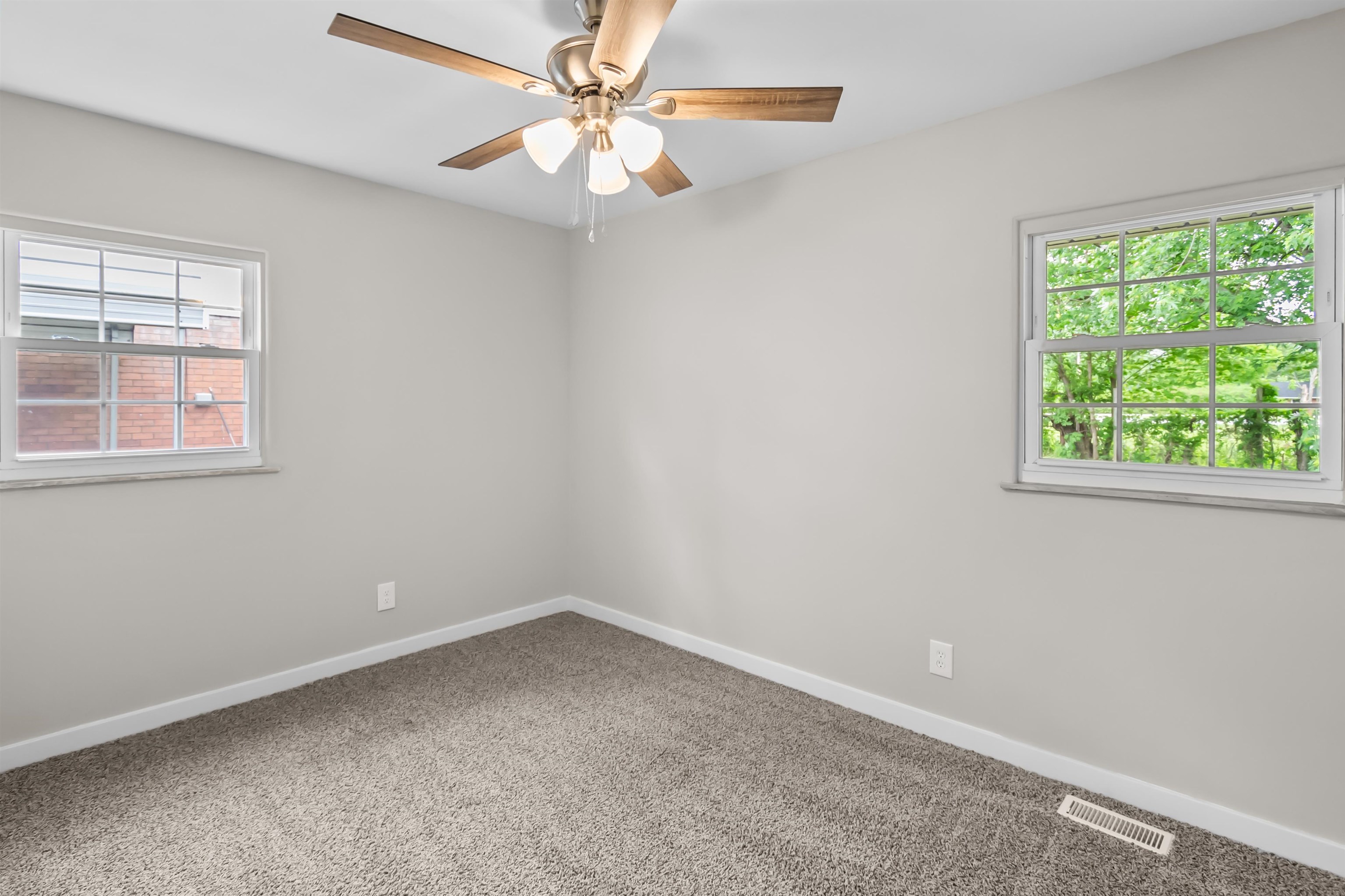 3501 Winchester Dr, Owensboro, Kentucky 42301, 3 Bedrooms Bedrooms, ,1 BathroomBathrooms,Single Family Residence,For Sale,Winchester Dr,92062