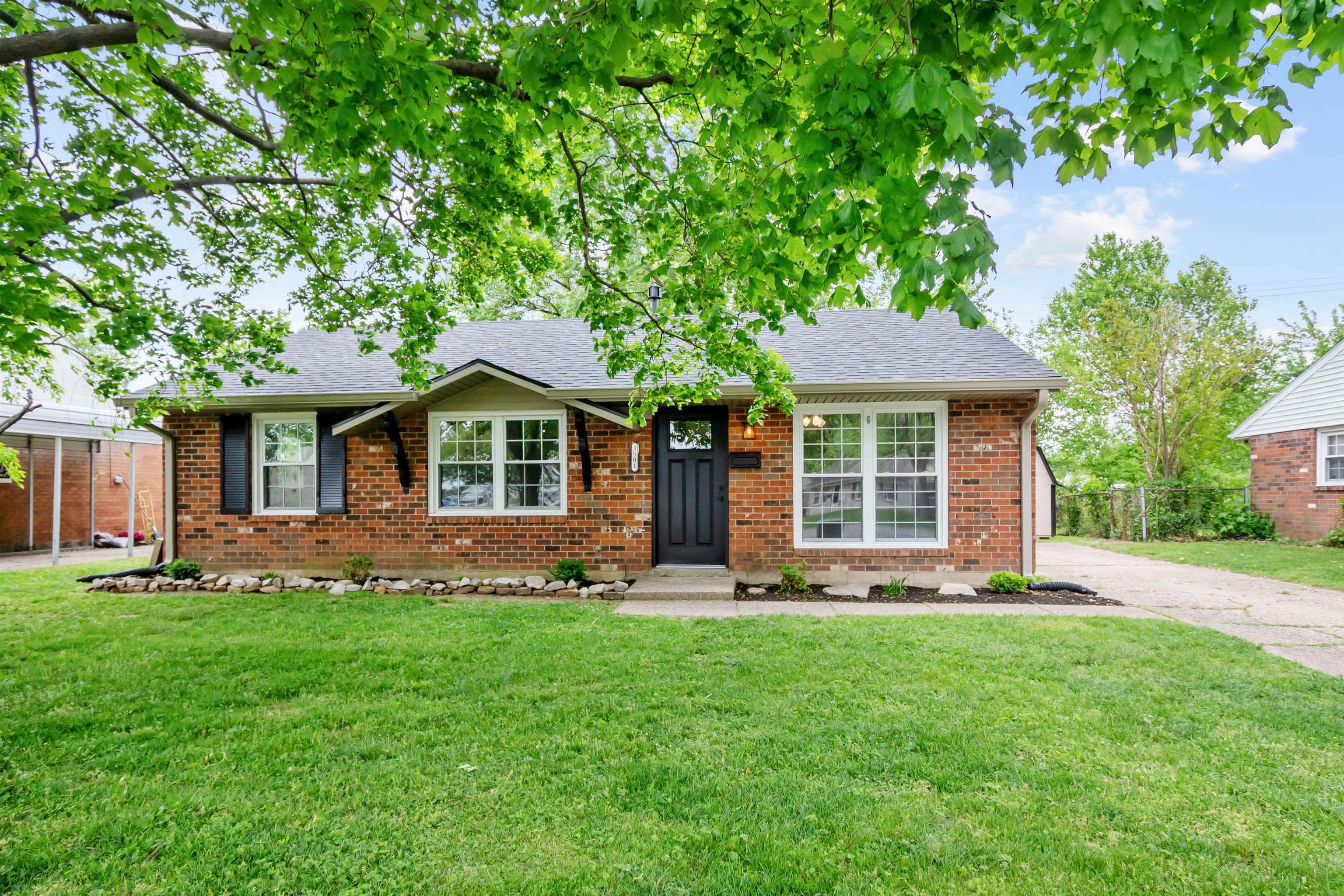 3501 Winchester Dr, Owensboro, Kentucky 42301, 3 Bedrooms Bedrooms, ,1 BathroomBathrooms,Single Family Residence,For Sale,Winchester Dr,92062