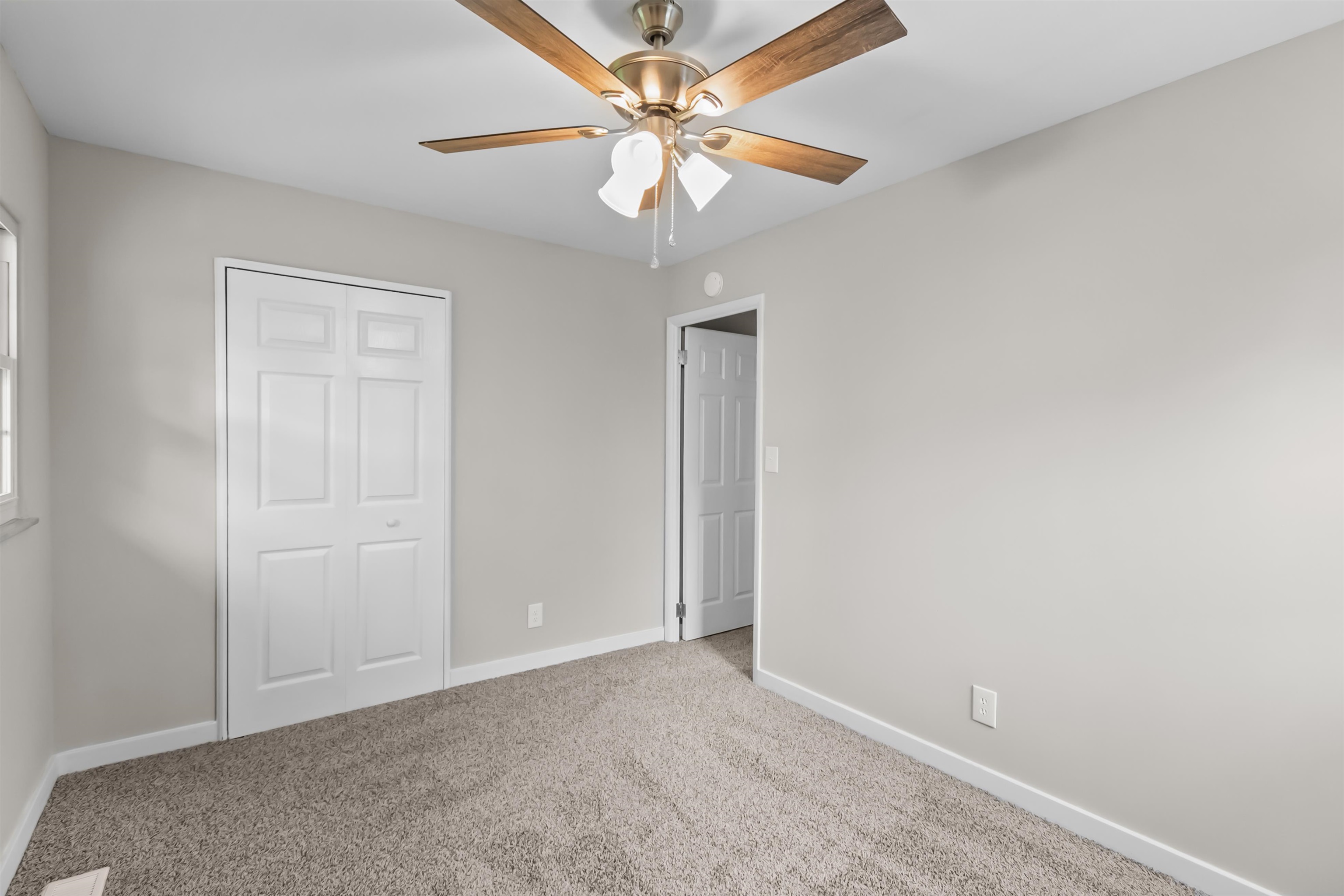 3501 Winchester Dr, Owensboro, Kentucky 42301, 3 Bedrooms Bedrooms, ,1 BathroomBathrooms,Single Family Residence,For Sale,Winchester Dr,92062