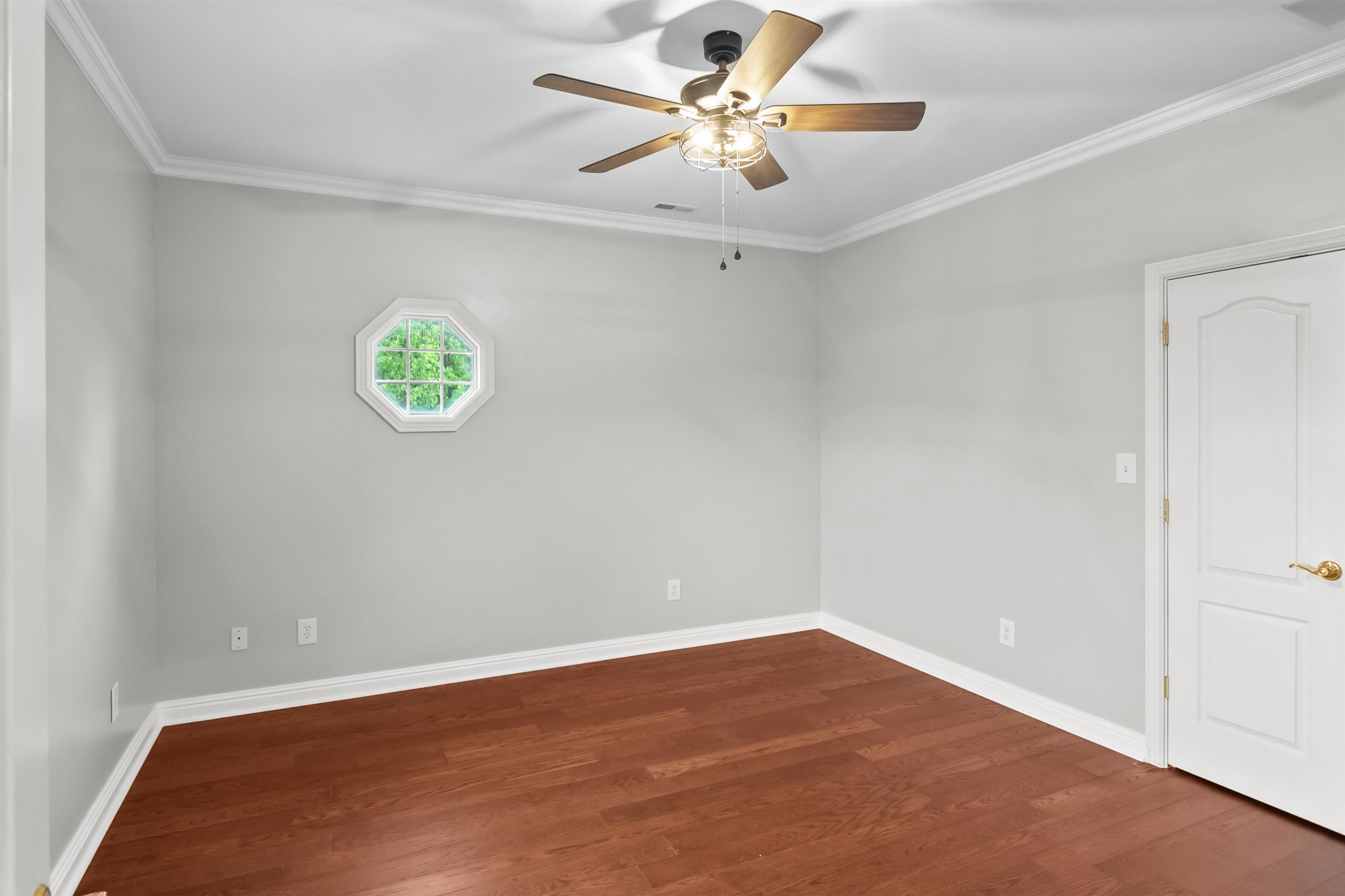 2501 Riverrun Cove, Owensboro, Kentucky 42303, 4 Bedrooms Bedrooms, ,3 BathroomsBathrooms,Single Family Residence,For Sale,Riverrun Cove,92071
