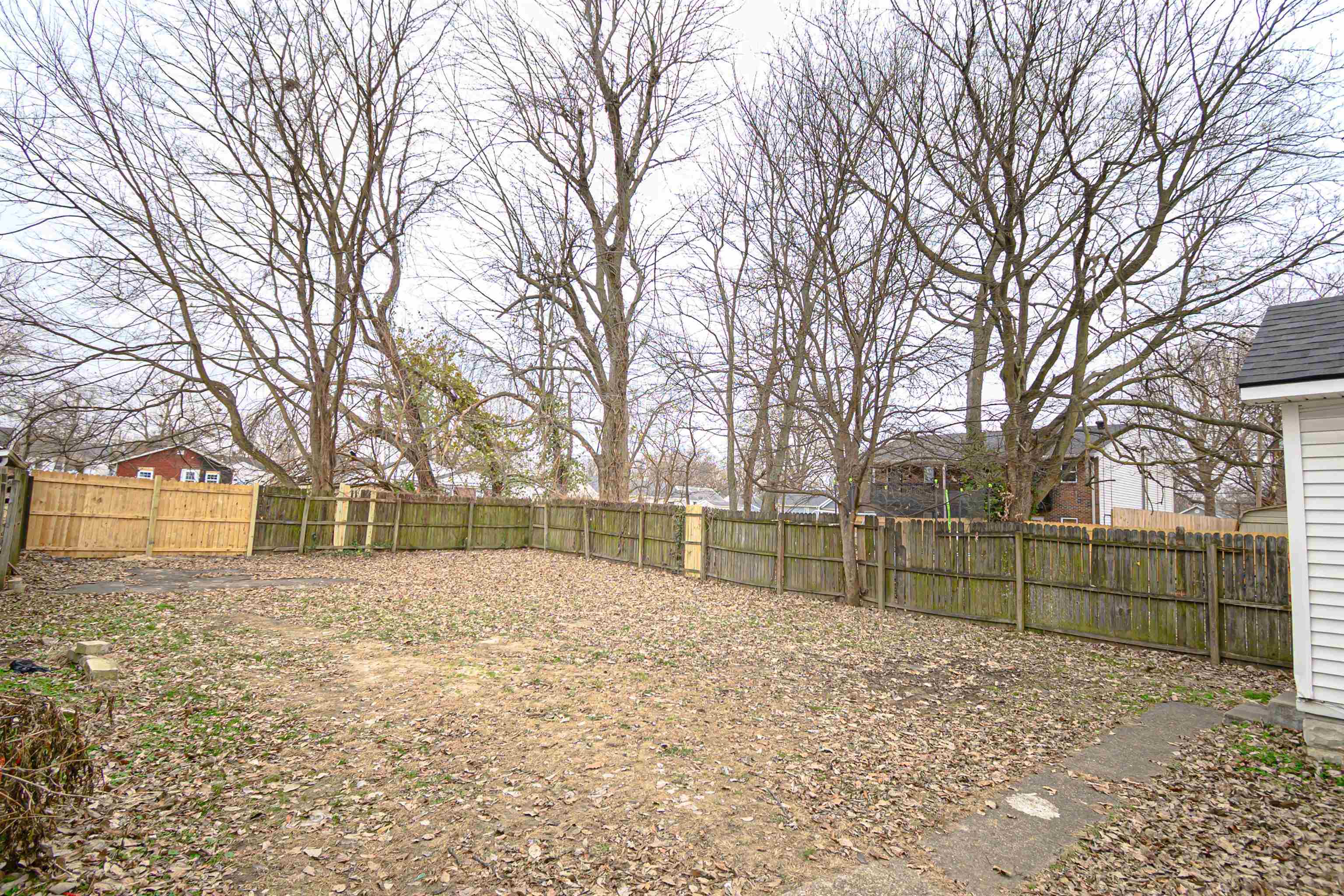 1728 Ohio Street, Owensboro, Kentucky 42301, 2 Bedrooms Bedrooms, ,1 BathroomBathrooms,Single Family Residence,For Sale,Ohio Street,92072