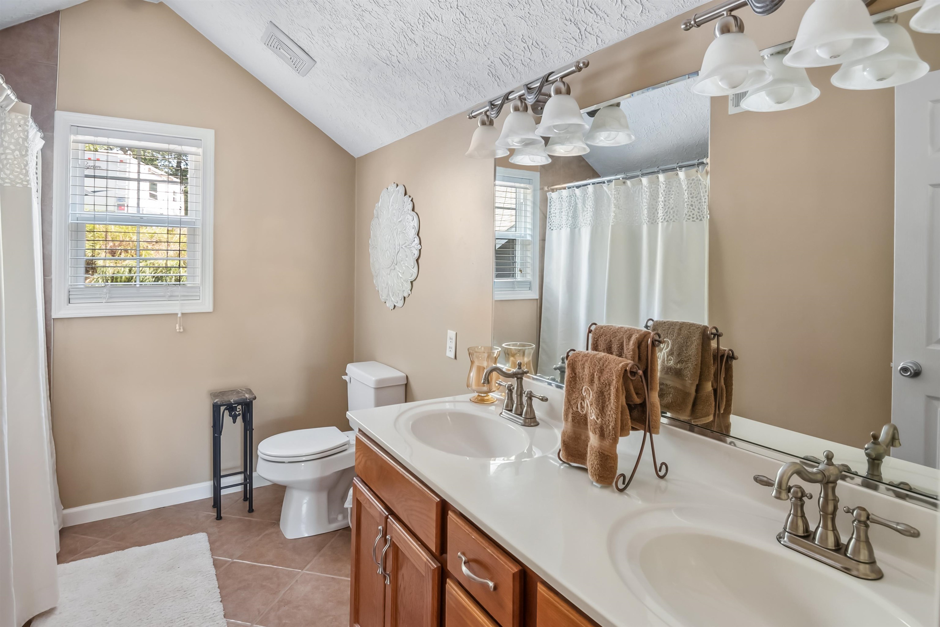 1895 Johnny Frank Rd, Leitchfield, Kentucky 42754, 3 Bedrooms Bedrooms, ,3 BathroomsBathrooms,Single Family Residence,For Sale,Johnny Frank Rd,92073
