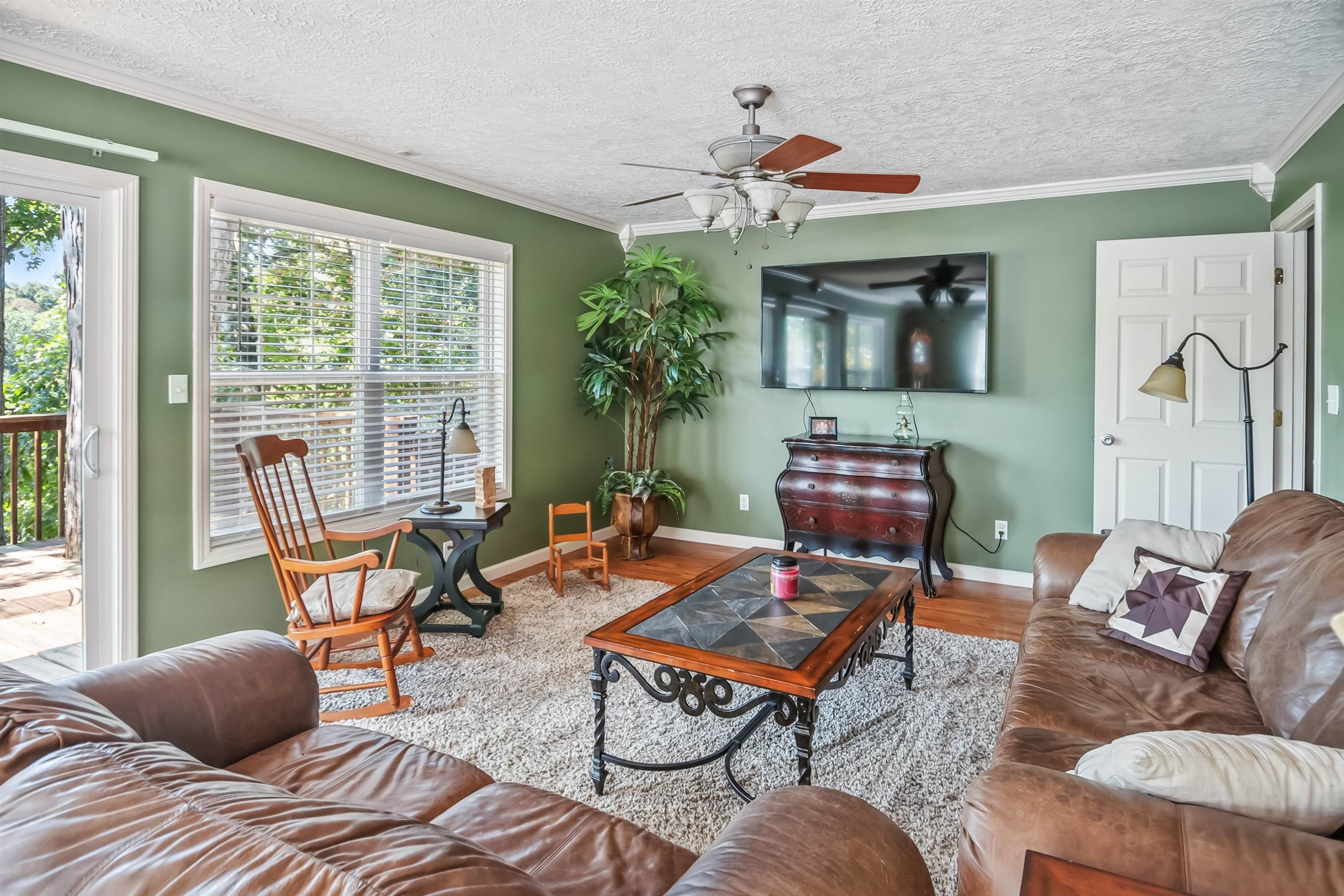 1895 Johnny Frank Rd, Leitchfield, Kentucky 42754, 3 Bedrooms Bedrooms, ,3 BathroomsBathrooms,Single Family Residence,For Sale,Johnny Frank Rd,92073
