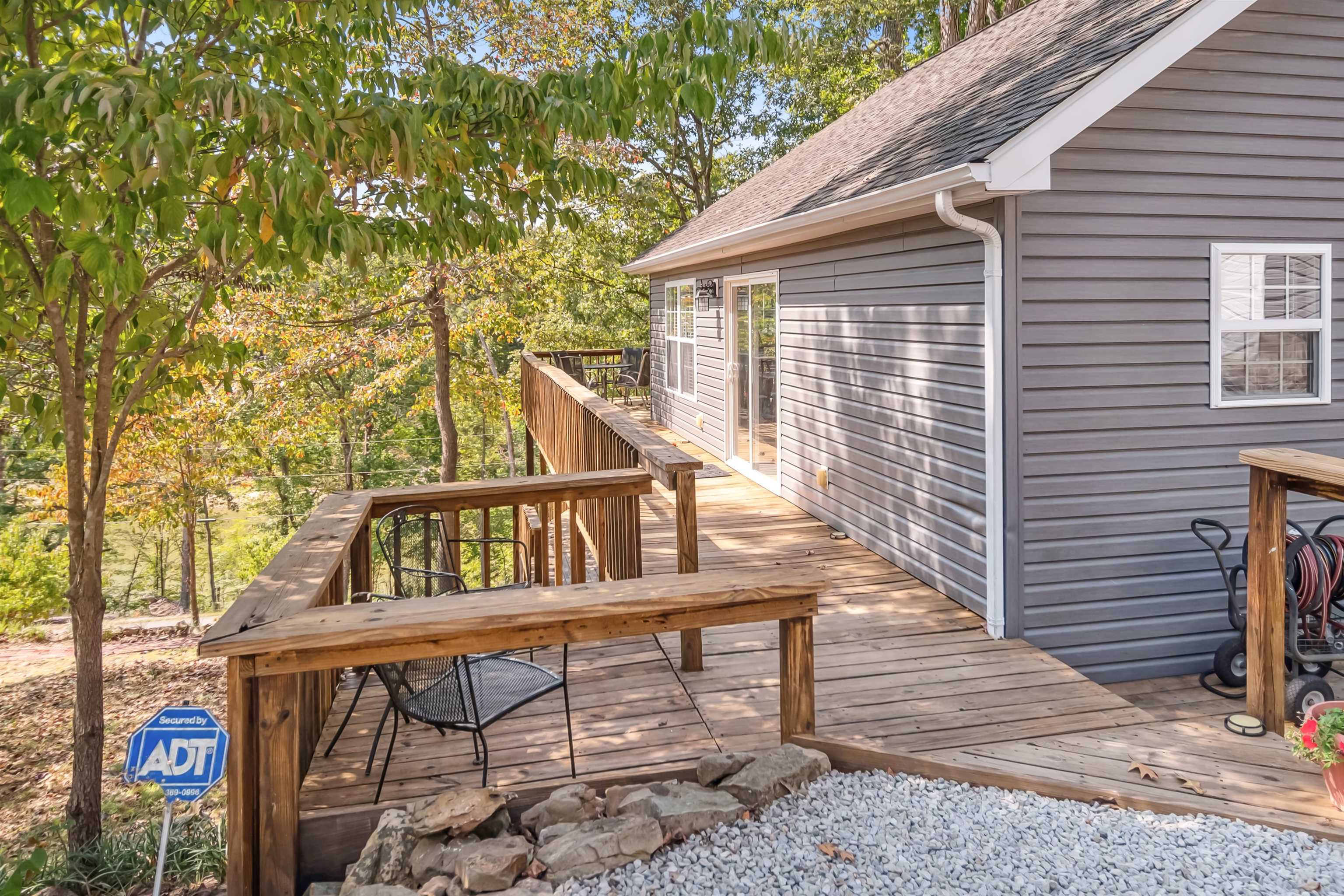 1895 Johnny Frank Rd, Leitchfield, Kentucky 42754, 3 Bedrooms Bedrooms, ,3 BathroomsBathrooms,Single Family Residence,For Sale,Johnny Frank Rd,92073