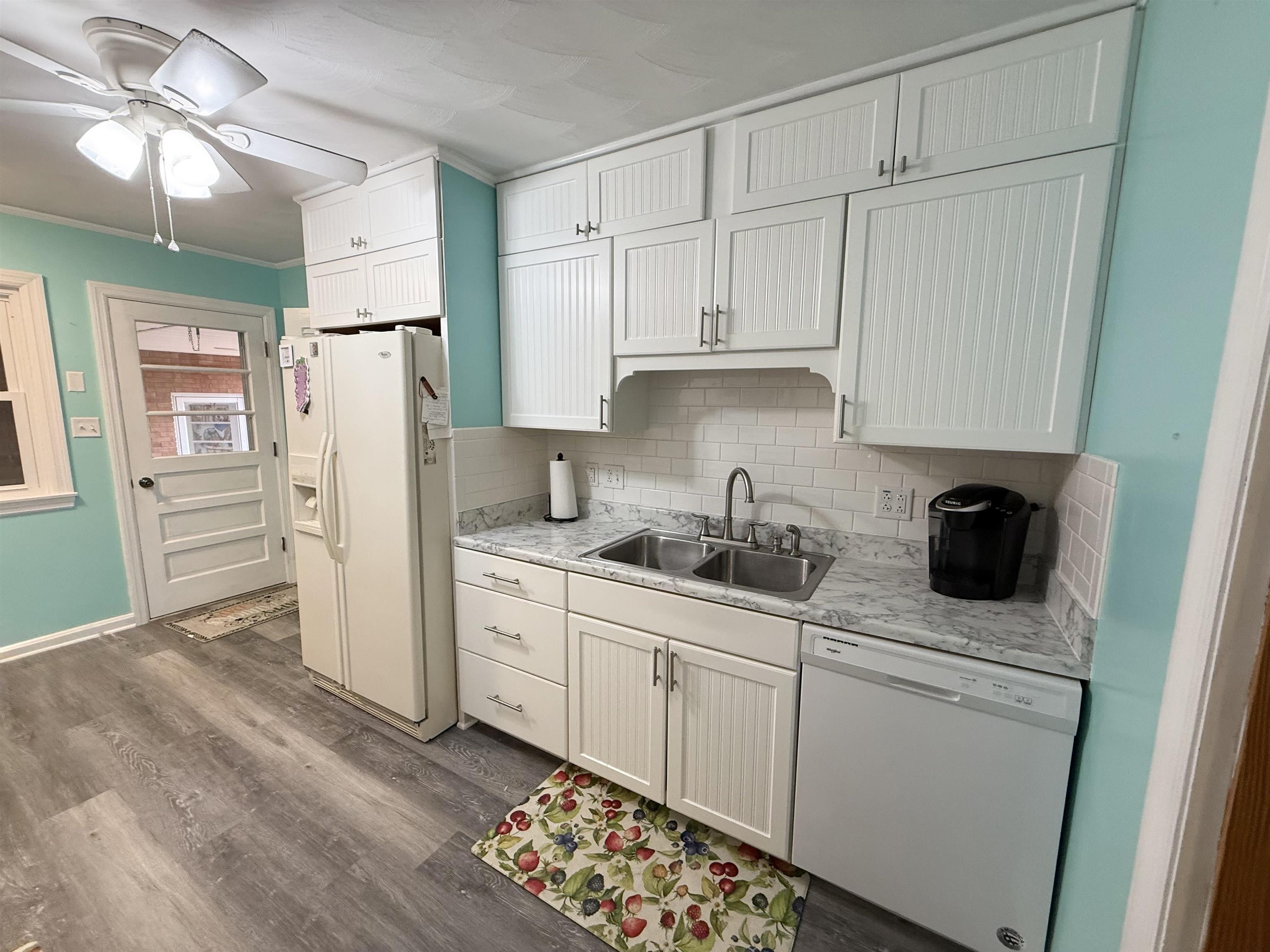 1611 Antler Avenue, Owensboro, Kentucky 42303, 3 Bedrooms Bedrooms, ,2 BathroomsBathrooms,Single Family Residence,For Sale,Antler Avenue,92075