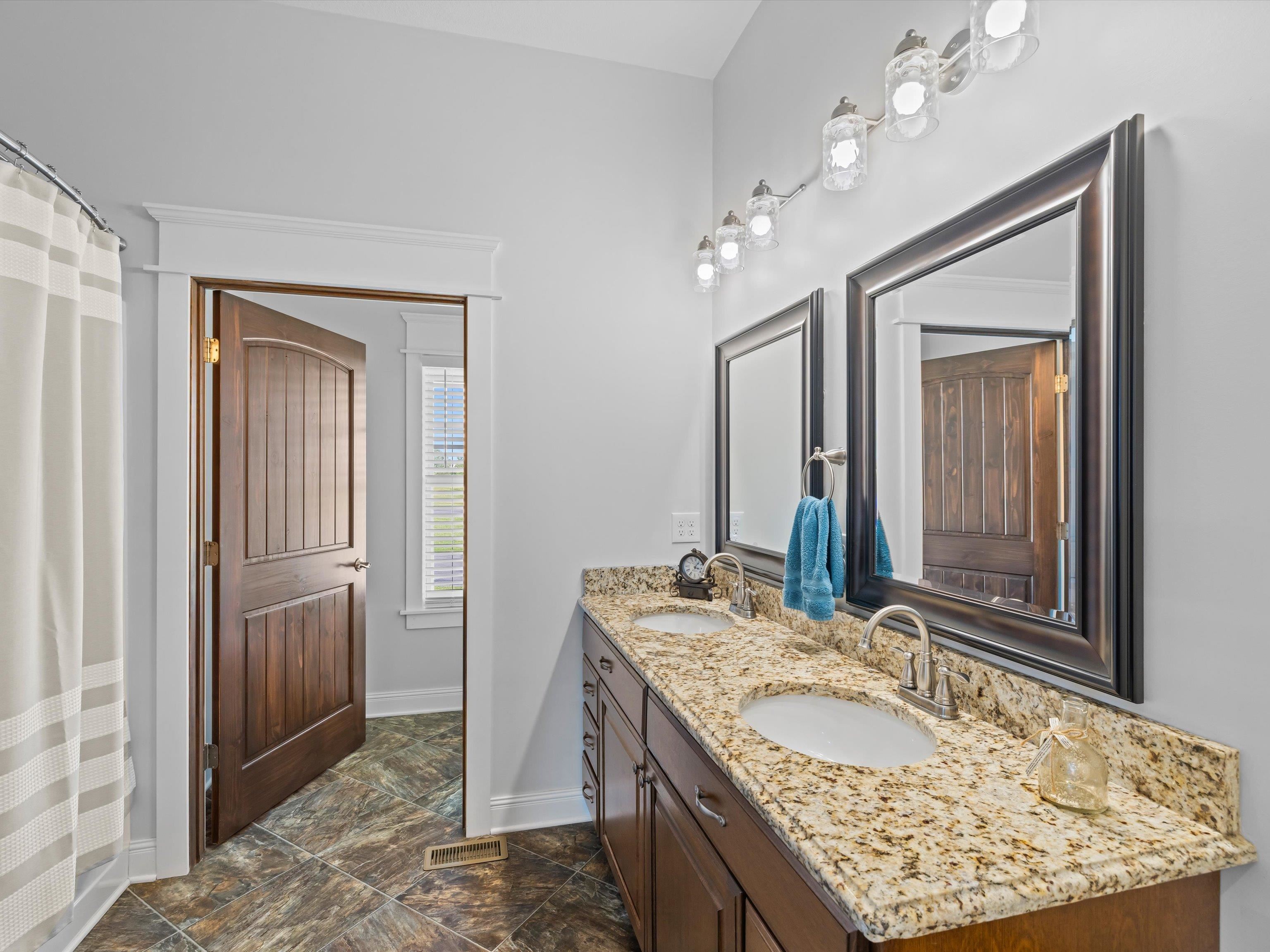 4848 Greenville Rd., White Plains, Kentucky 42464, 4 Bedrooms Bedrooms, ,2 BathroomsBathrooms,Farm,For Sale,Greenville Rd.,92078