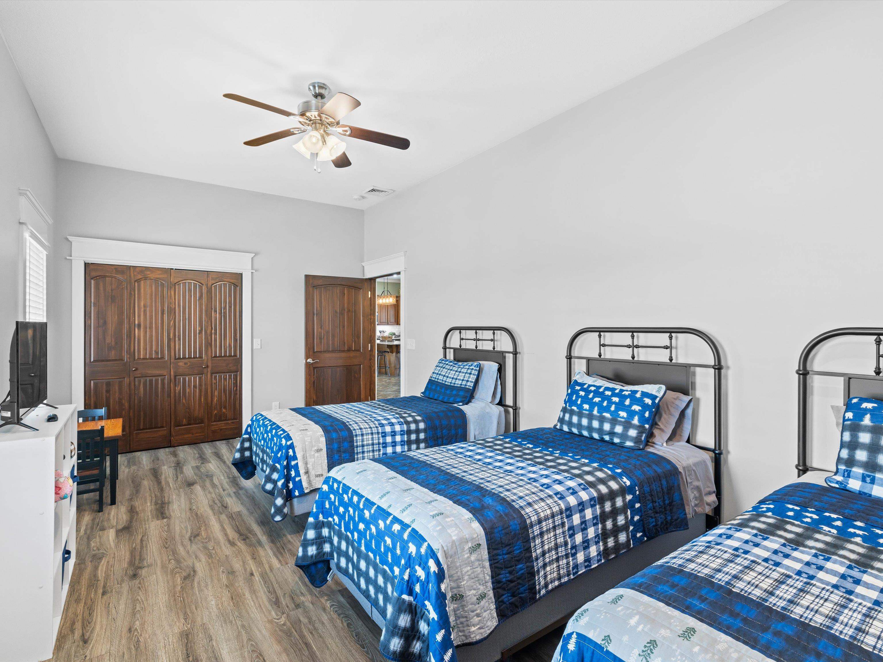 4848 Greenville Rd., White Plains, Kentucky 42464, 4 Bedrooms Bedrooms, ,2 BathroomsBathrooms,Farm,For Sale,Greenville Rd.,92078