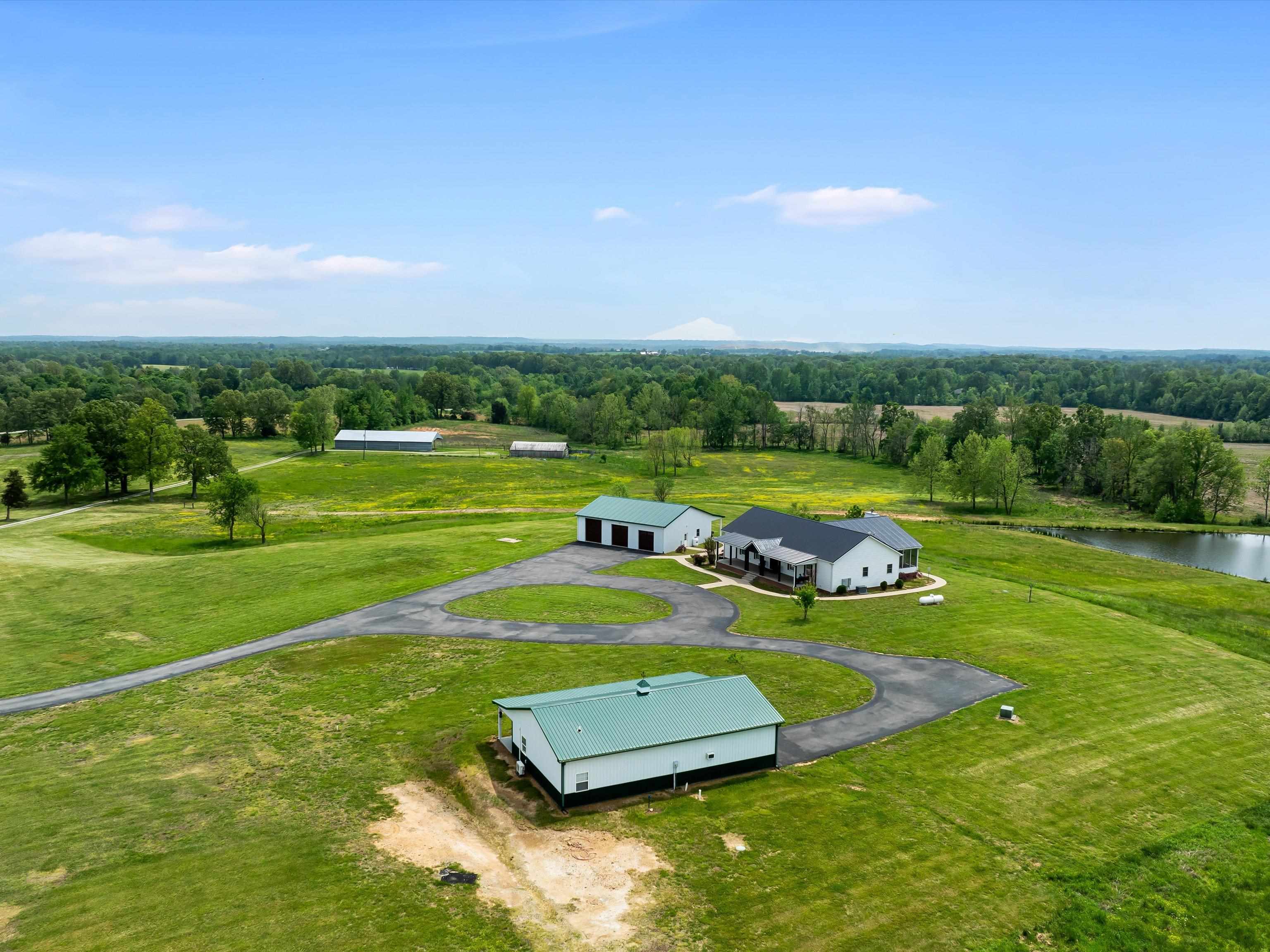 4848 Greenville Rd., White Plains, Kentucky 42464, 4 Bedrooms Bedrooms, ,2 BathroomsBathrooms,Farm,For Sale,Greenville Rd.,92078