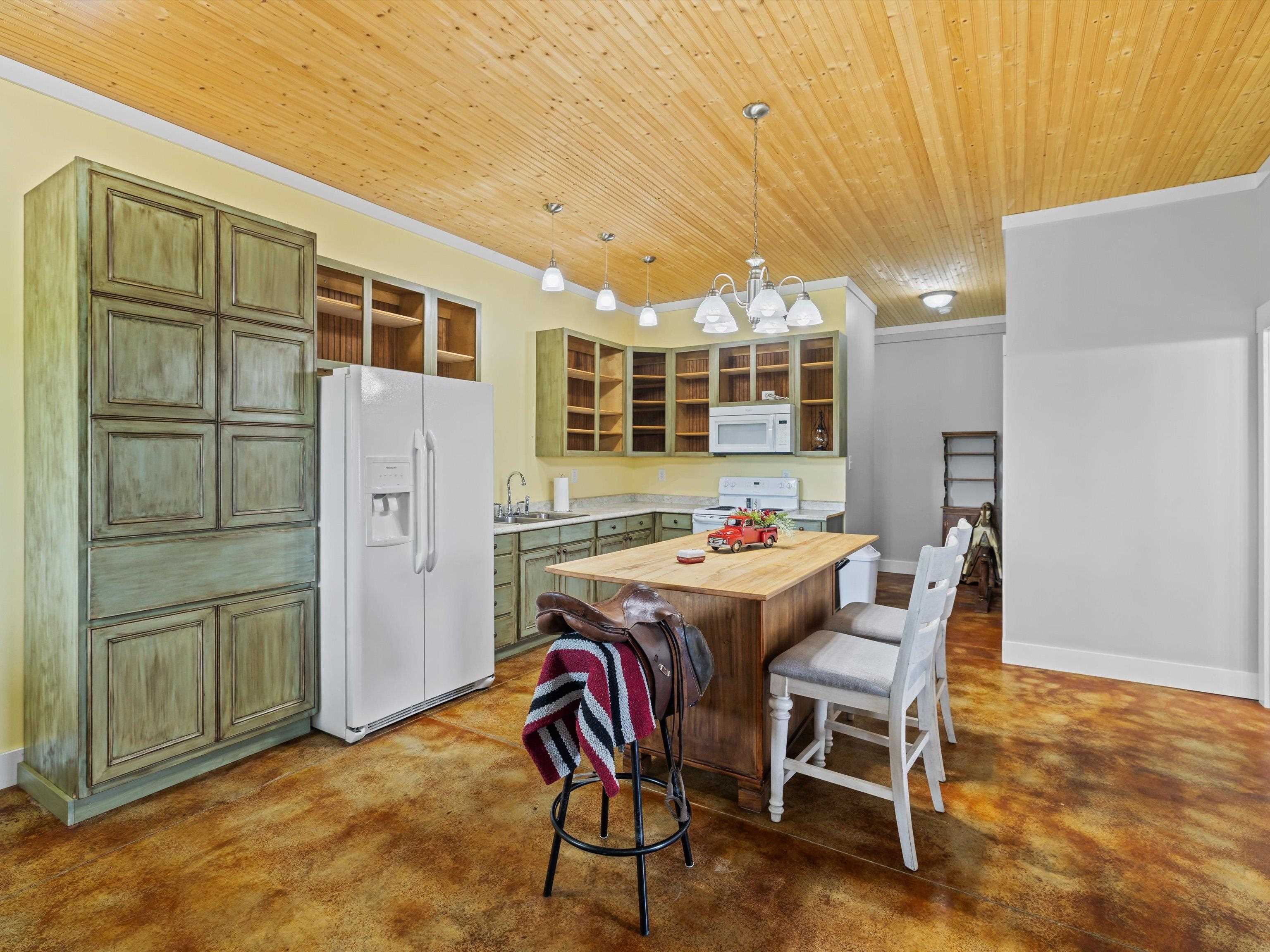 4848 Greenville Rd., White Plains, Kentucky 42464, 4 Bedrooms Bedrooms, ,2 BathroomsBathrooms,Farm,For Sale,Greenville Rd.,92078