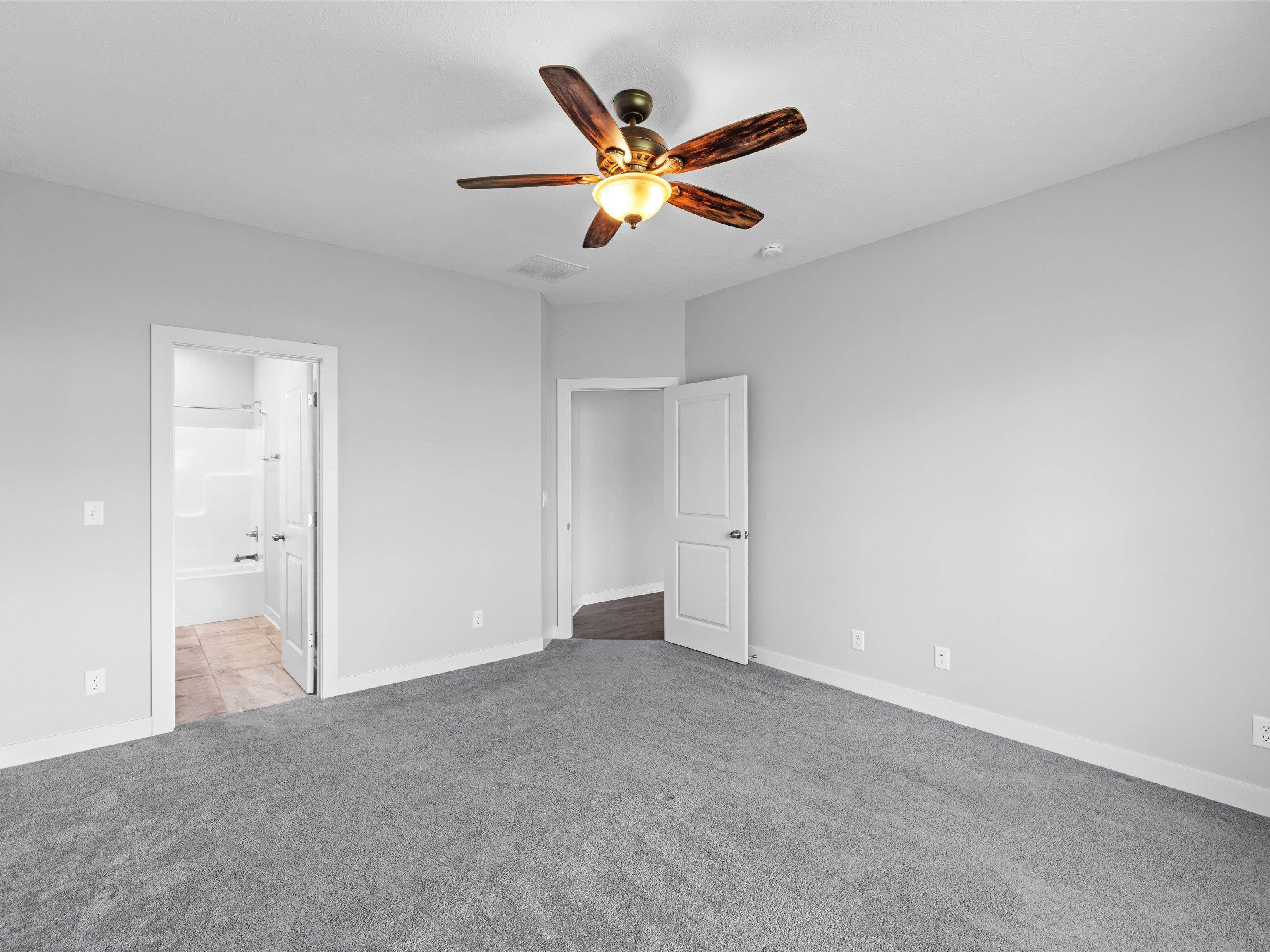 6599 Blue Ridge Court, Utica, Kentucky 42376, 3 Bedrooms Bedrooms, ,2 BathroomsBathrooms,Single Family Residence,For Sale,Blue Ridge Court,92083