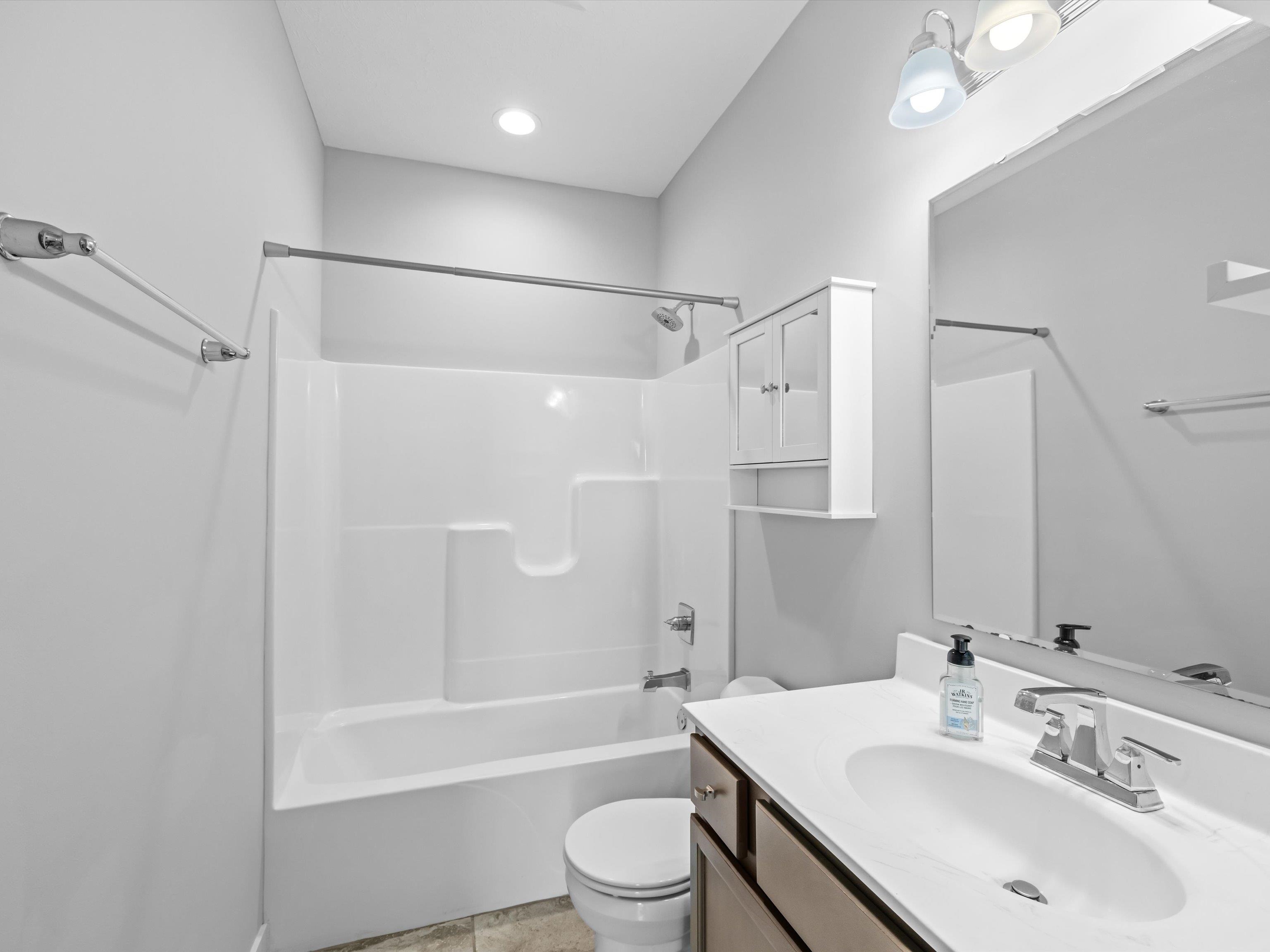 6599 Blue Ridge Court, Utica, Kentucky 42376, 3 Bedrooms Bedrooms, ,2 BathroomsBathrooms,Single Family Residence,For Sale,Blue Ridge Court,92083