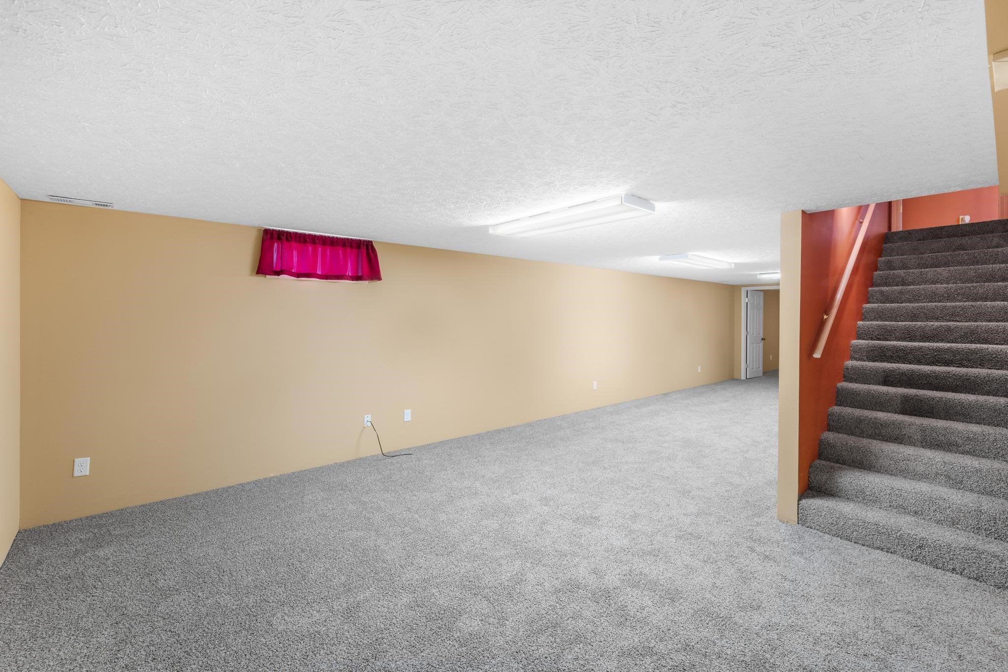 2229 Wintergreen Loop N, Owensboro, Kentucky 42301, 3 Bedrooms Bedrooms, ,3 BathroomsBathrooms,Ranch,For Sale,Wintergreen Loop N,92092