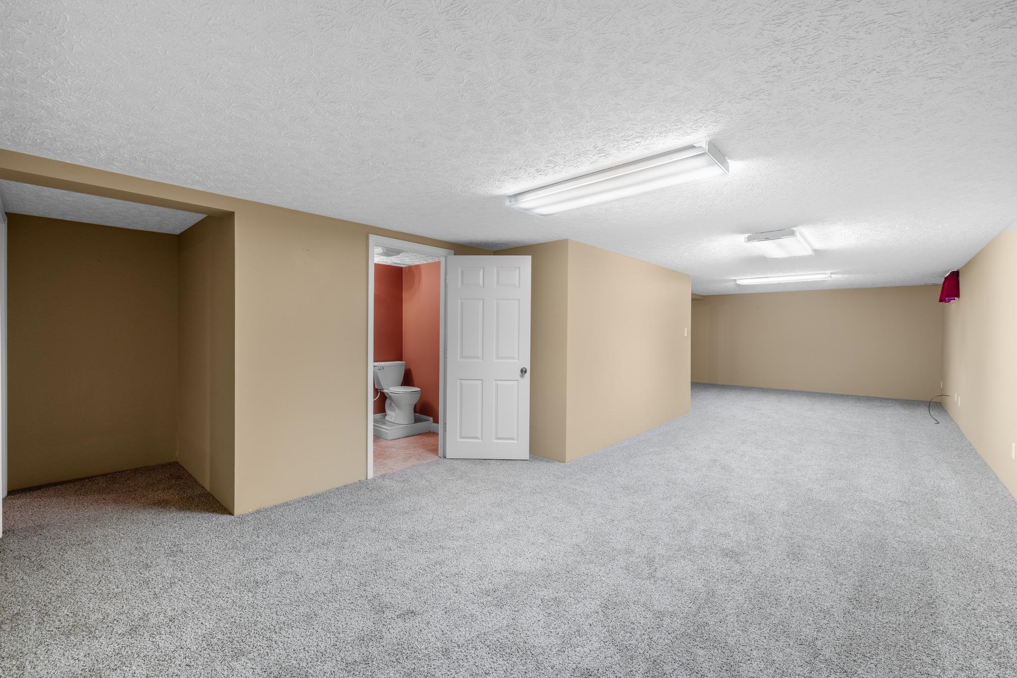 2229 Wintergreen Loop N, Owensboro, Kentucky 42301, 3 Bedrooms Bedrooms, ,3 BathroomsBathrooms,Ranch,For Sale,Wintergreen Loop N,92092