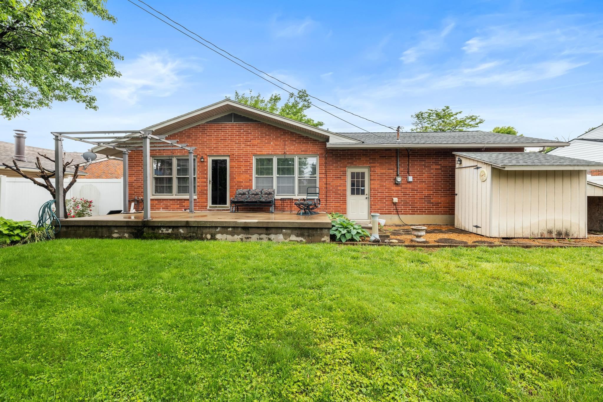 2229 Wintergreen Loop N, Owensboro, Kentucky 42301, 3 Bedrooms Bedrooms, ,3 BathroomsBathrooms,Ranch,For Sale,Wintergreen Loop N,92092