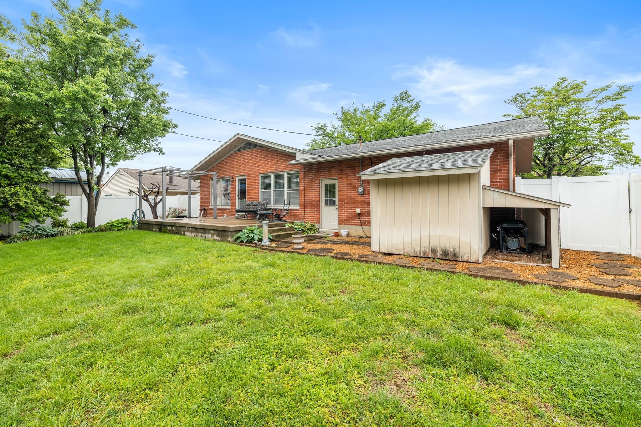 2229 Wintergreen Loop N, Owensboro, Kentucky 42301, 3 Bedrooms Bedrooms, ,3 BathroomsBathrooms,Ranch,For Sale,Wintergreen Loop N,92092