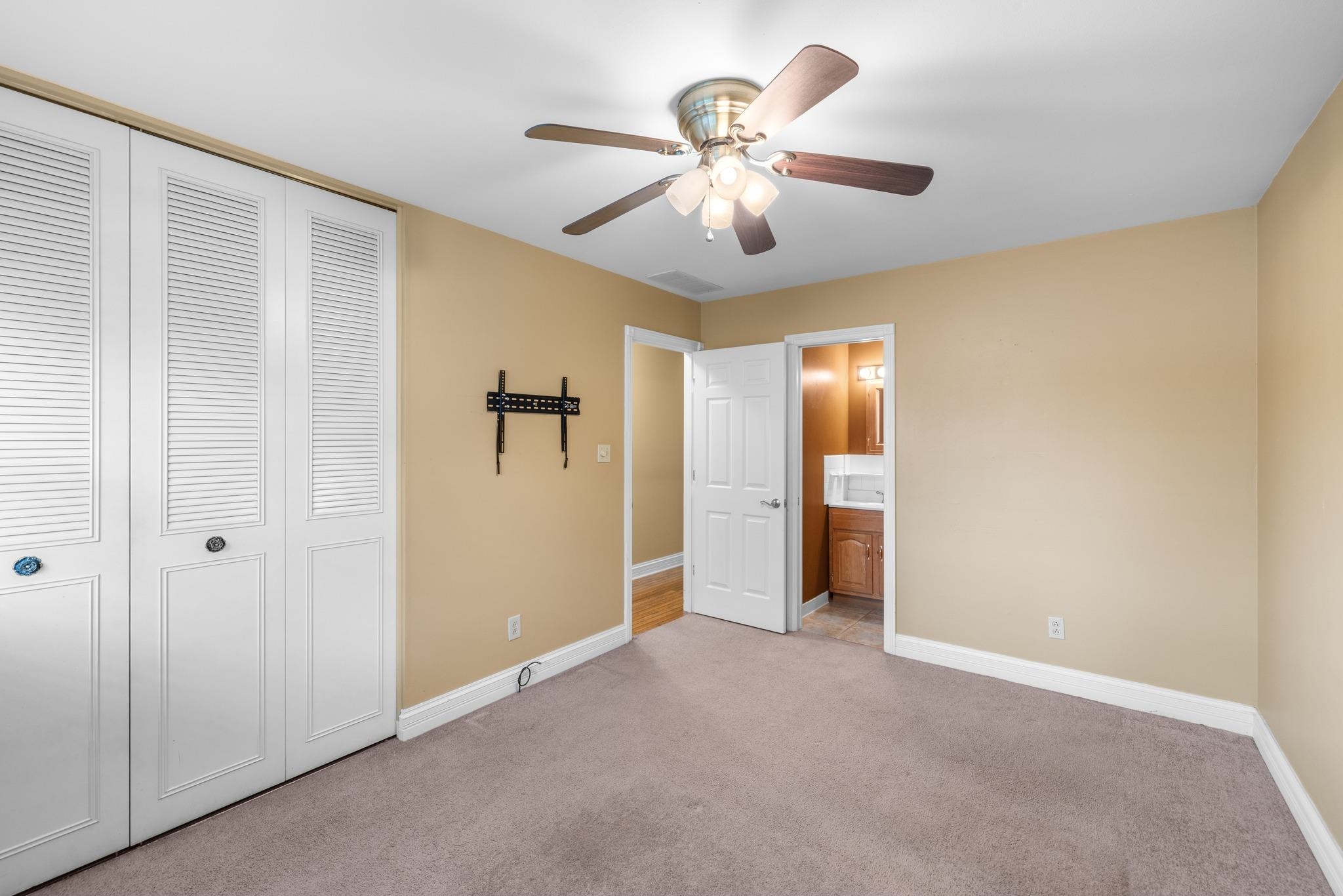 2229 Wintergreen Loop N, Owensboro, Kentucky 42301, 3 Bedrooms Bedrooms, ,3 BathroomsBathrooms,Ranch,For Sale,Wintergreen Loop N,92092