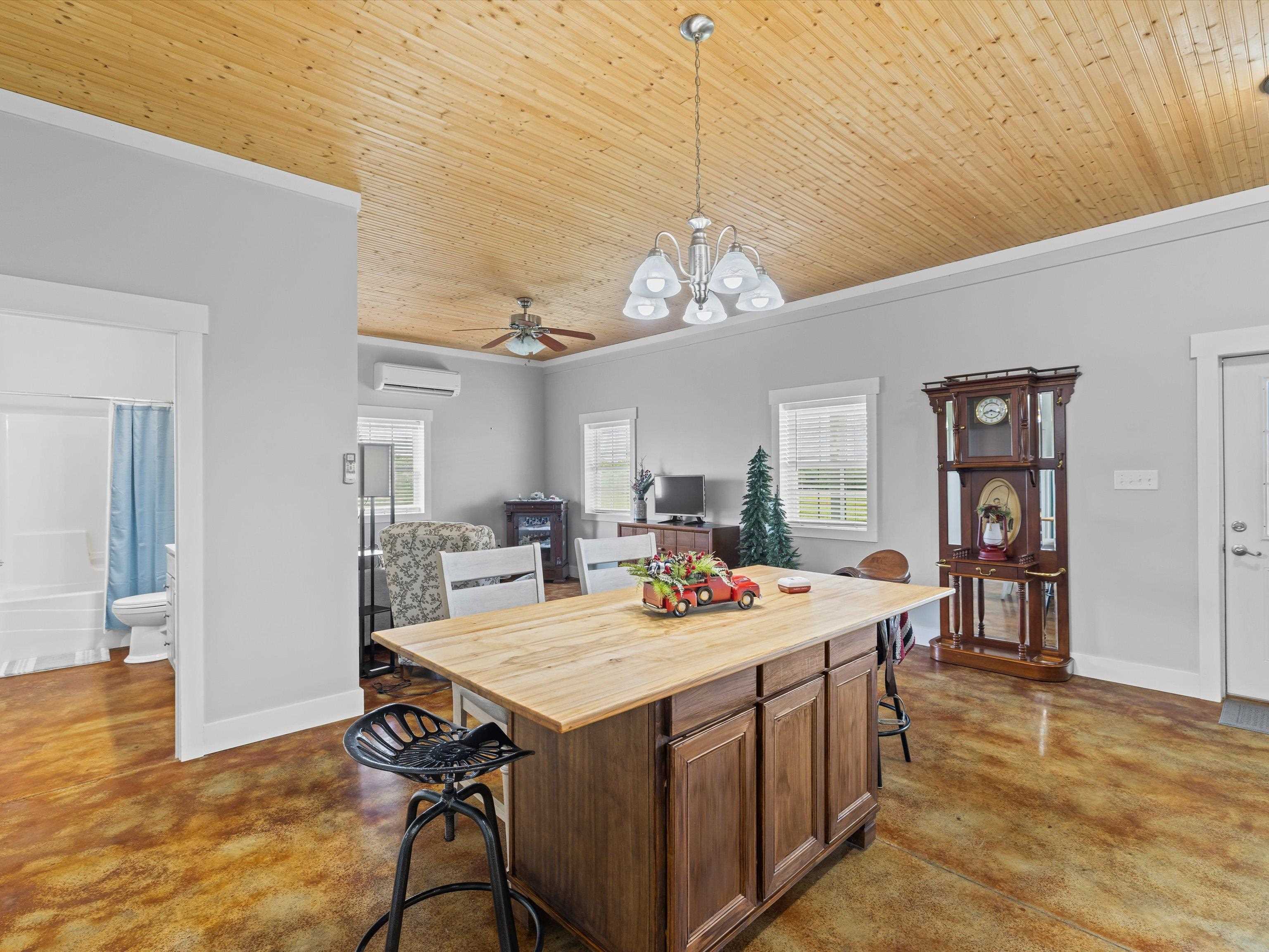 4848 Greenville Rd., White Plains, Kentucky 42464, 4 Bedrooms Bedrooms, ,2 BathroomsBathrooms,Single Family Residence,For Sale,Greenville Rd.,92093