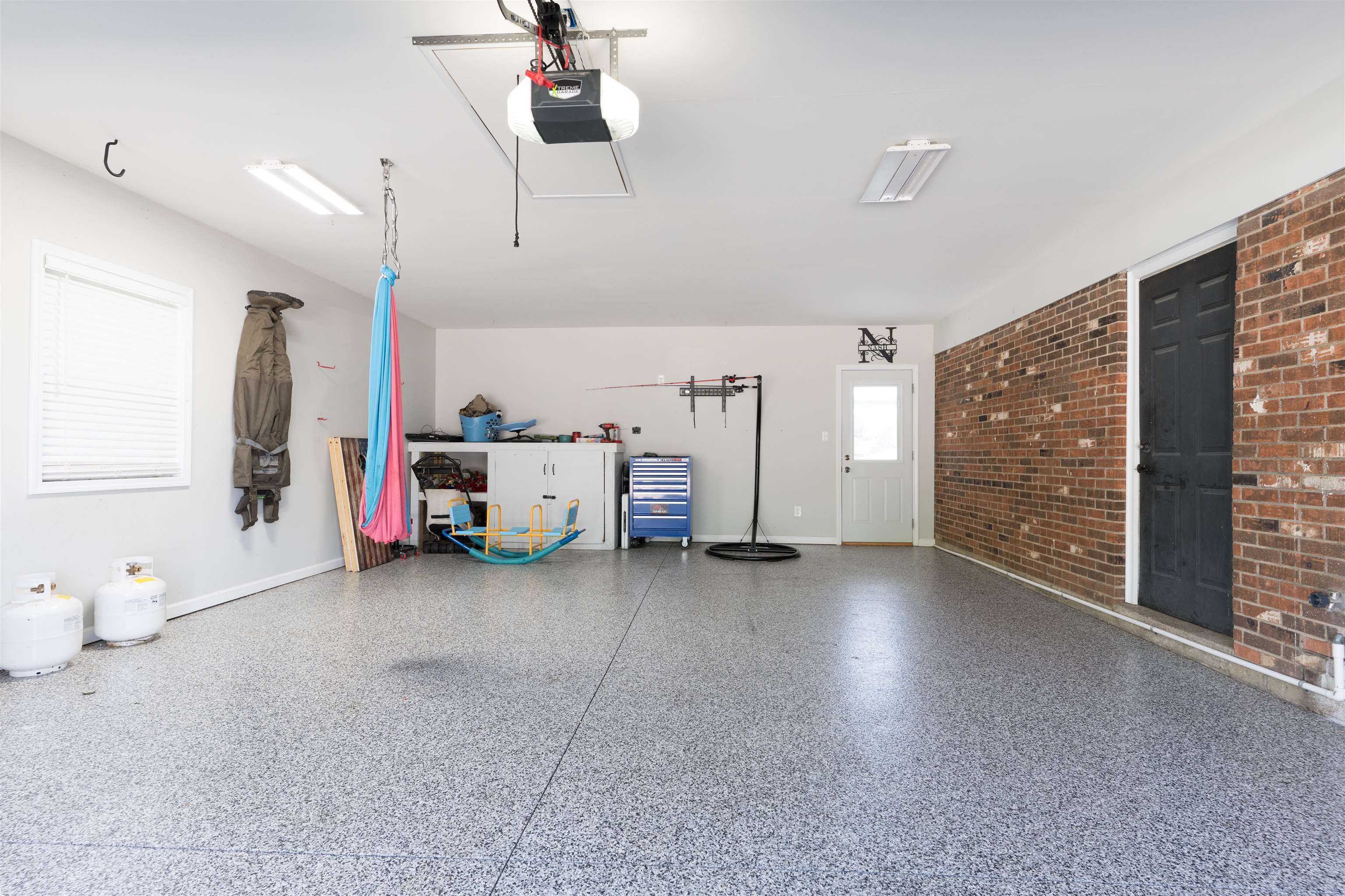 6416 Walnut Ct, Utica, Kentucky 42376, 3 Bedrooms Bedrooms, ,1 BathroomBathrooms,Single Family Residence,For Sale,Walnut Ct,92094