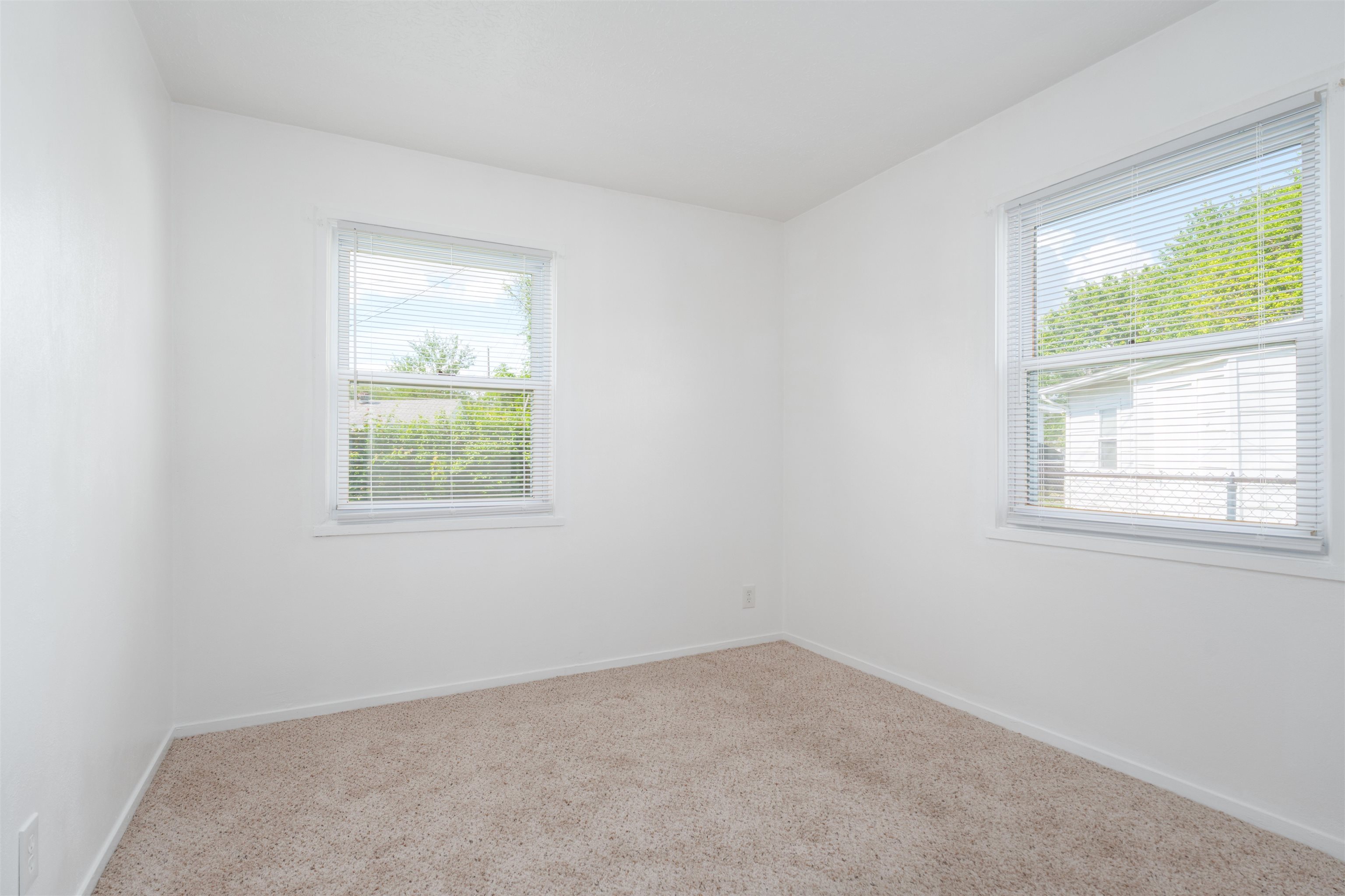 736 Jed Place, Owensboro, Kentucky 42301, 3 Bedrooms Bedrooms, ,1 BathroomBathrooms,Single Family Residence,For Sale,Jed Place,92097