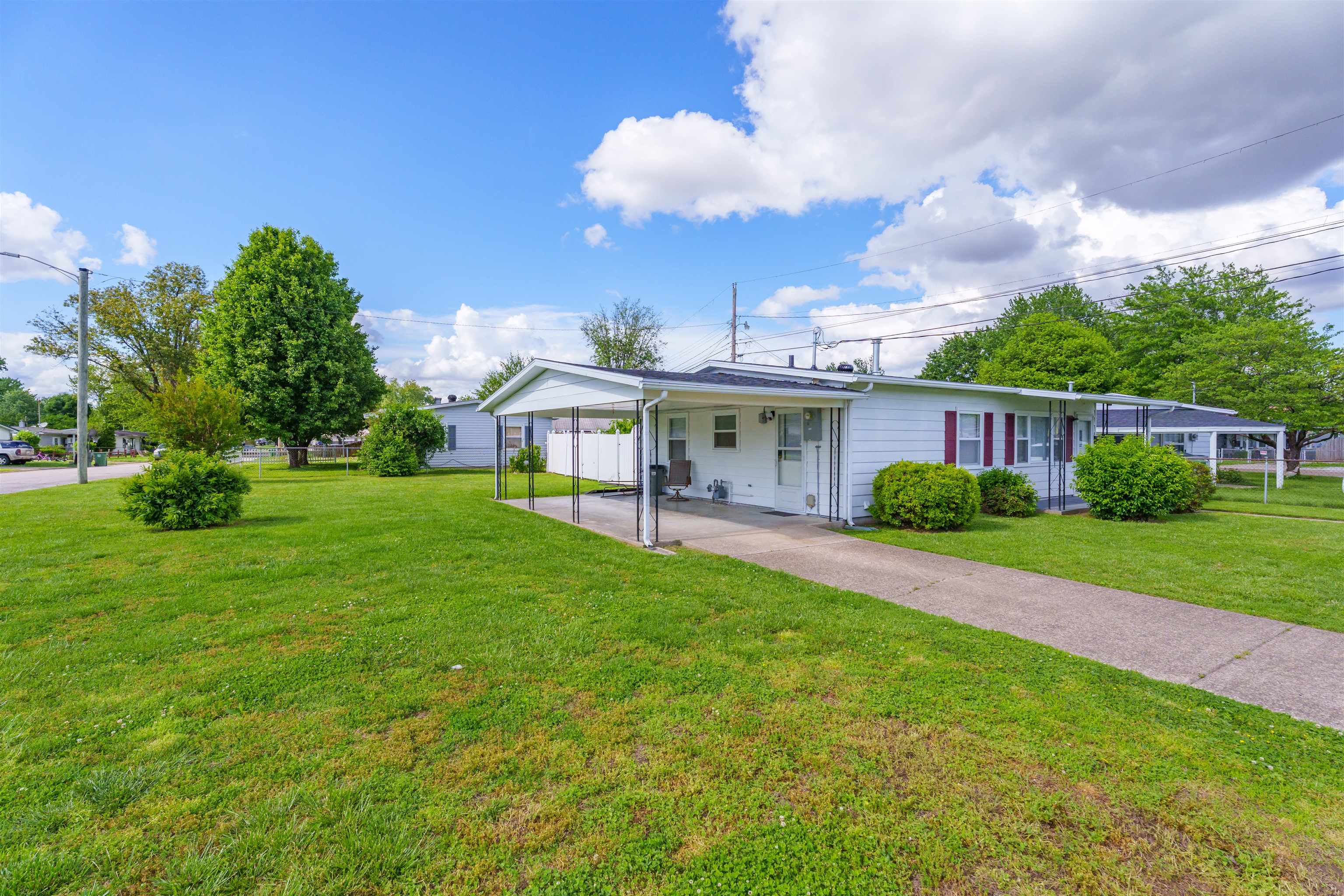 736 Jed Place, Owensboro, Kentucky 42301, 3 Bedrooms Bedrooms, ,1 BathroomBathrooms,Single Family Residence,For Sale,Jed Place,92097