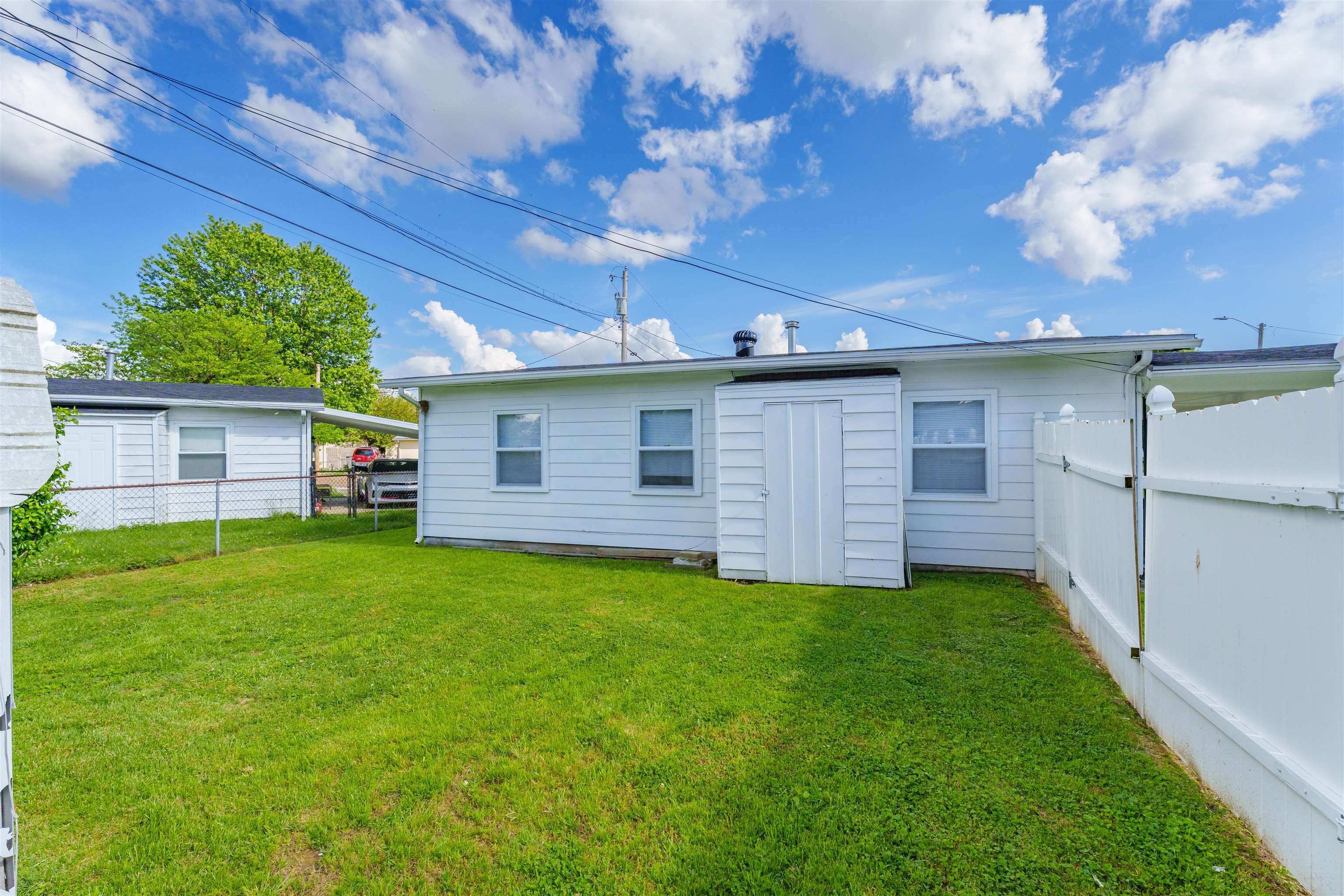 736 Jed Place, Owensboro, Kentucky 42301, 3 Bedrooms Bedrooms, ,1 BathroomBathrooms,Single Family Residence,For Sale,Jed Place,92097