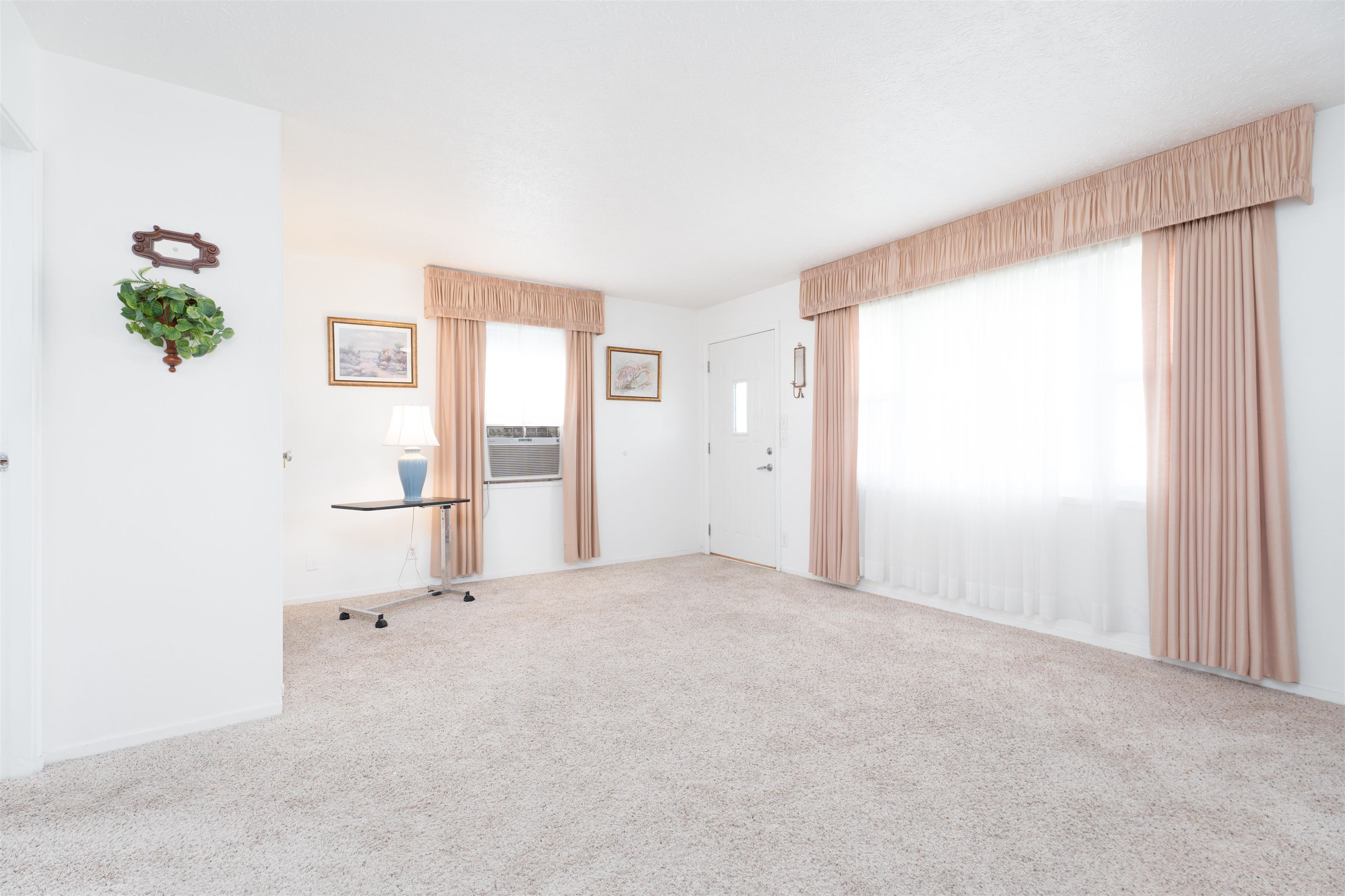 736 Jed Place, Owensboro, Kentucky 42301, 3 Bedrooms Bedrooms, ,1 BathroomBathrooms,Single Family Residence,For Sale,Jed Place,92097