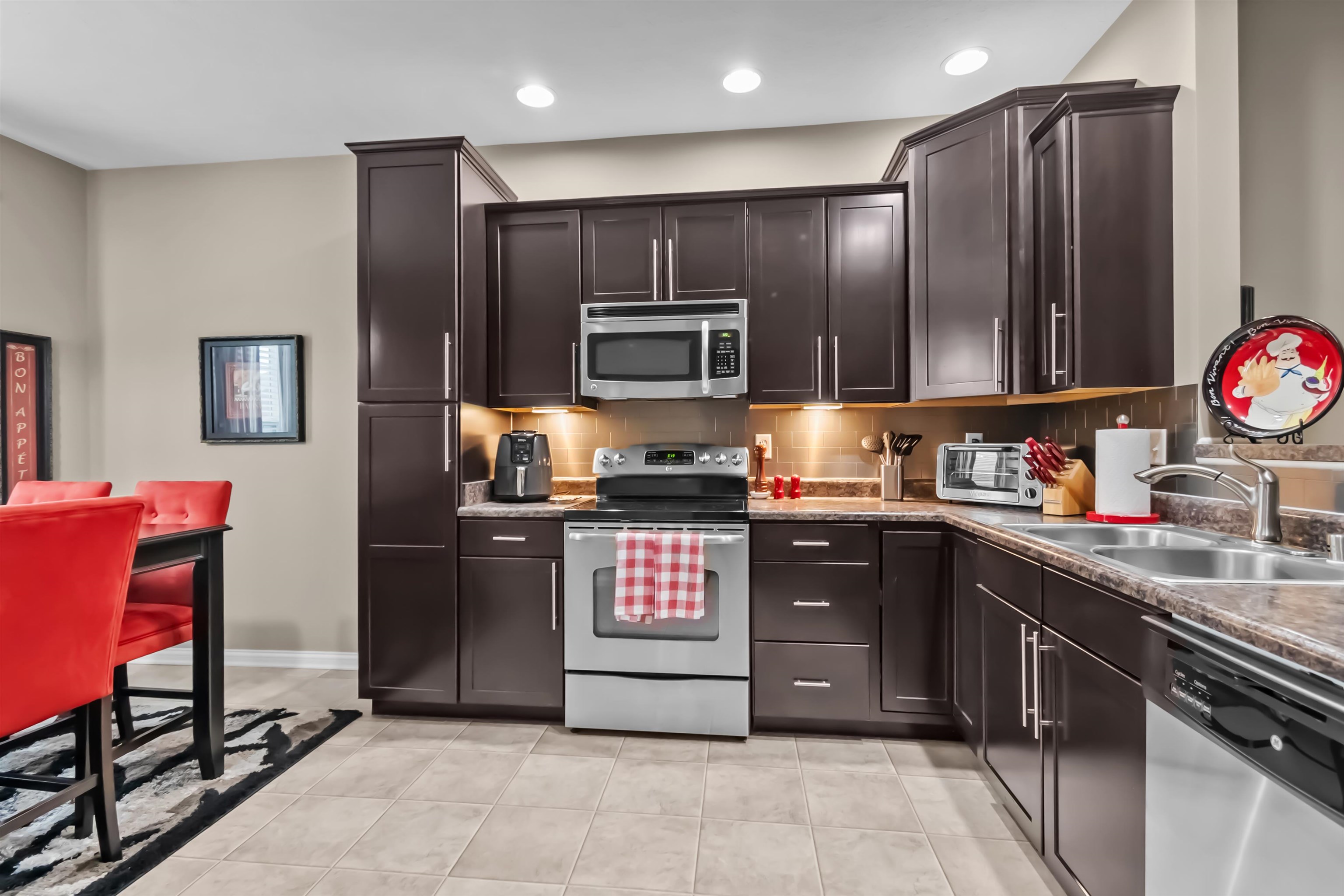 6264 Brookstone Place, Utica, Kentucky 42376, 3 Bedrooms Bedrooms, ,2 BathroomsBathrooms,Single Family Residence,For Sale,Brookstone Place,92108