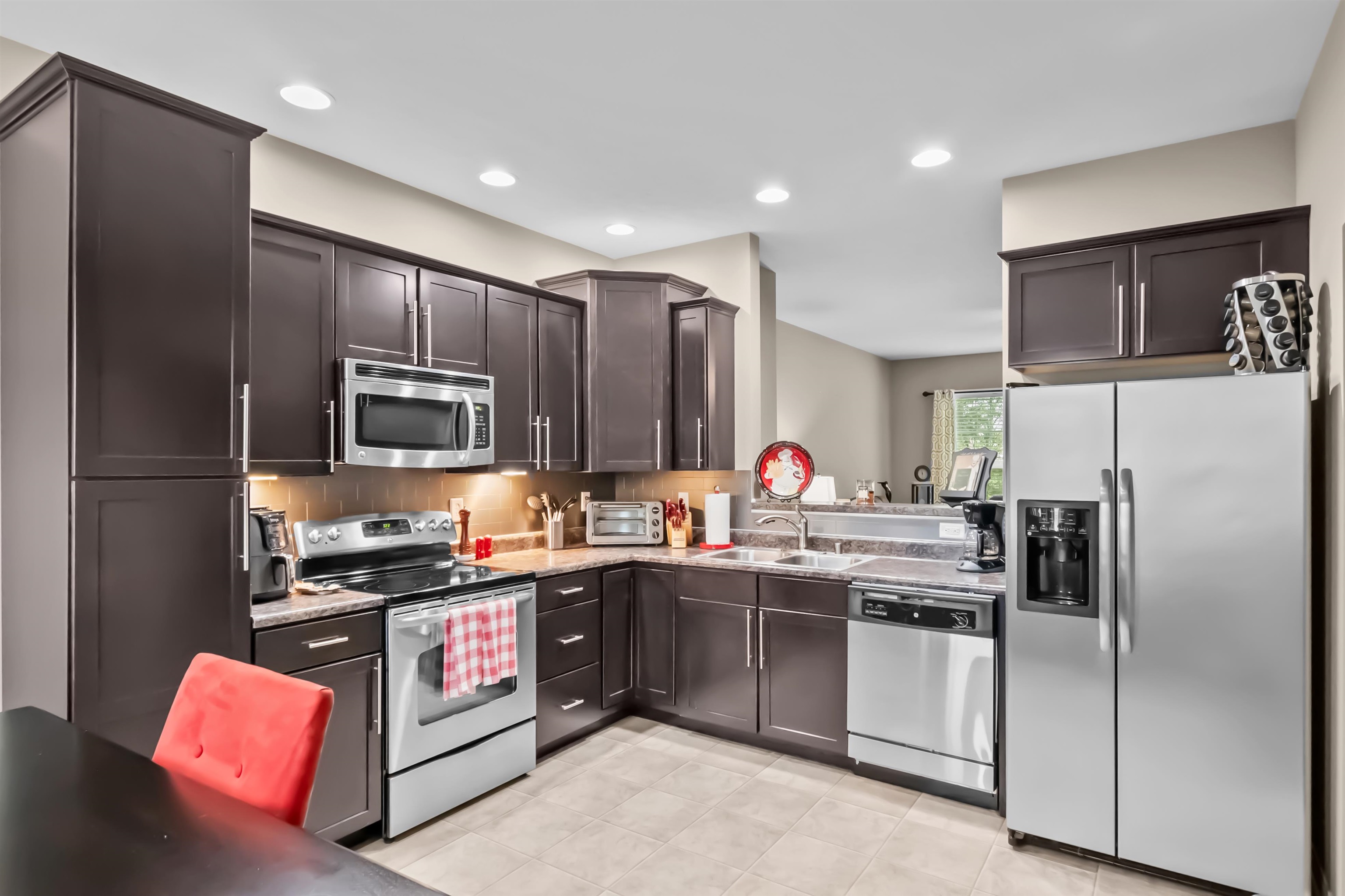 6264 Brookstone Place, Utica, Kentucky 42376, 3 Bedrooms Bedrooms, ,2 BathroomsBathrooms,Single Family Residence,For Sale,Brookstone Place,92108