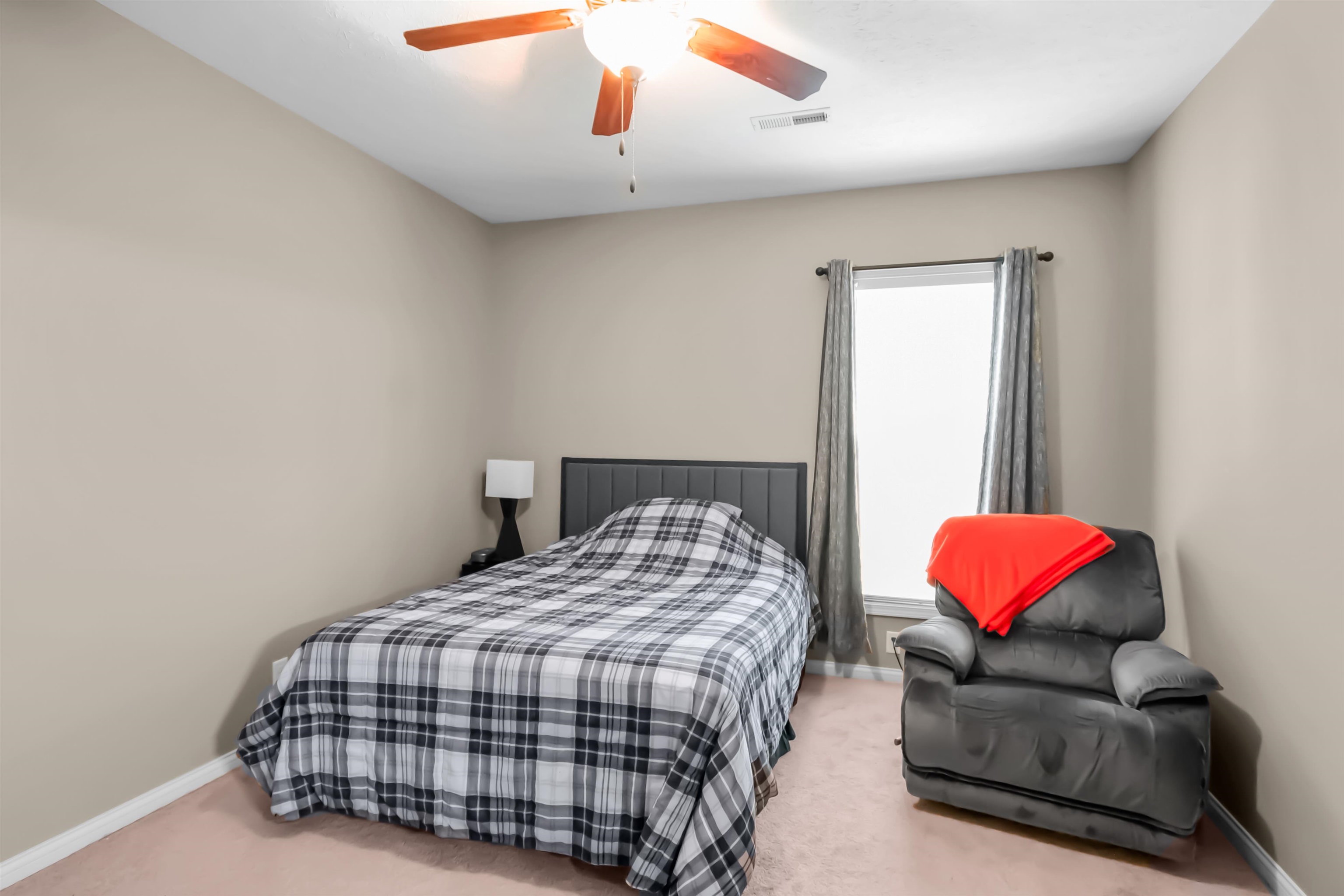 6264 Brookstone Place, Utica, Kentucky 42376, 3 Bedrooms Bedrooms, ,2 BathroomsBathrooms,Single Family Residence,For Sale,Brookstone Place,92108