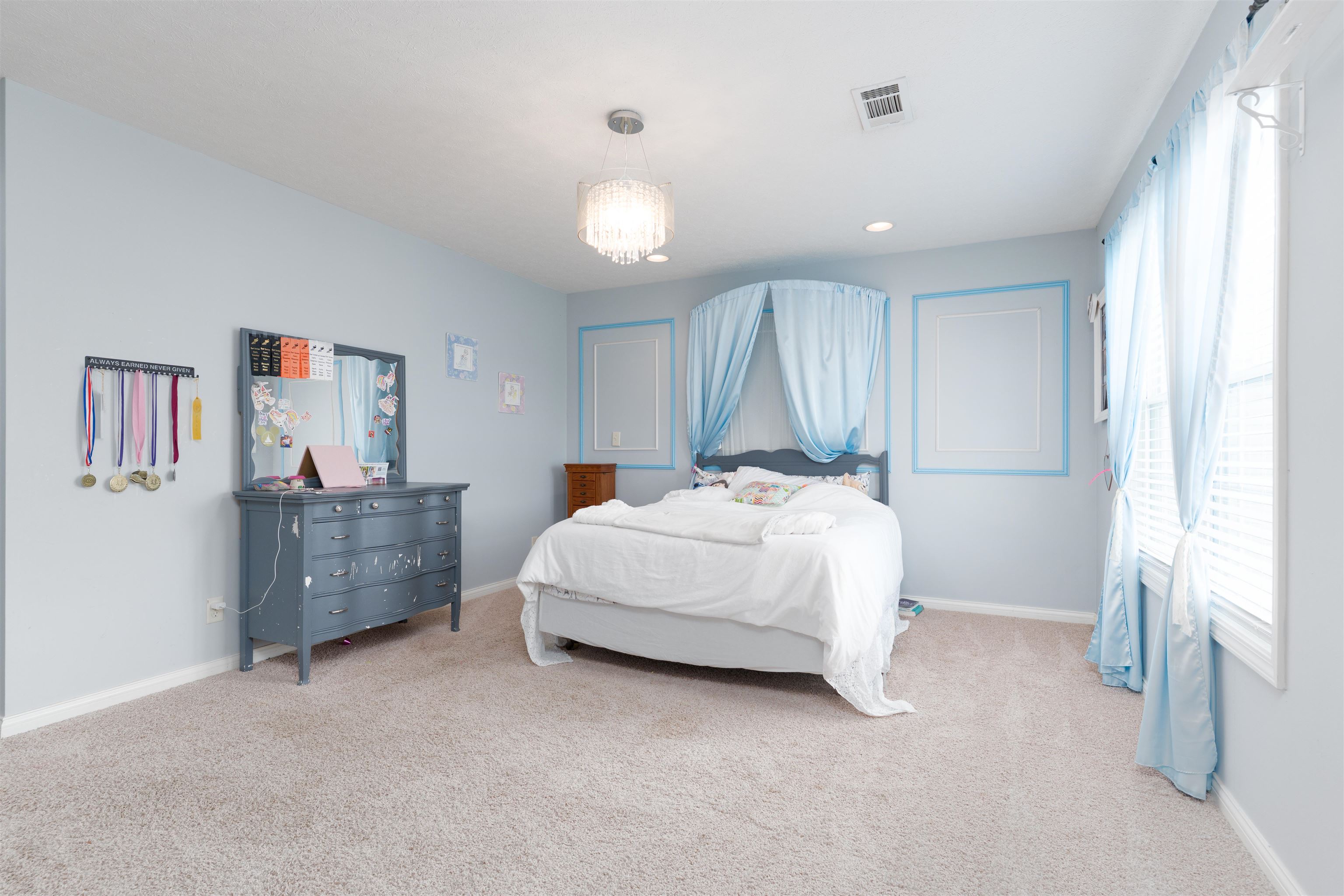 2981 Summer Point Ct, Owensboro, Kentucky 42303, 4 Bedrooms Bedrooms, ,2 BathroomsBathrooms,Single Family Residence,For Sale,Summer Point Ct,92111