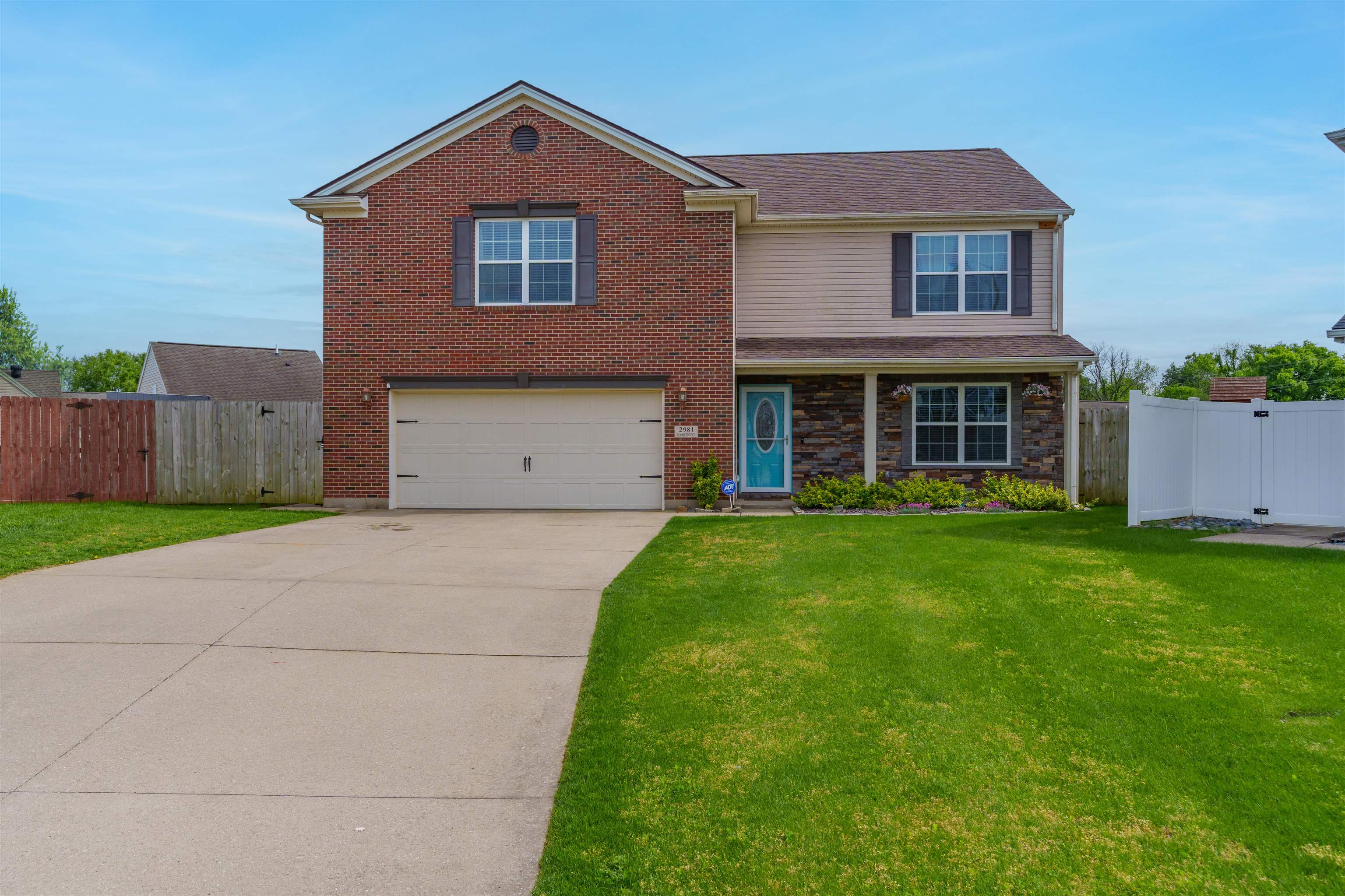 2981 Summer Point Ct, Owensboro, Kentucky 42303, 4 Bedrooms Bedrooms, ,2 BathroomsBathrooms,Single Family Residence,For Sale,Summer Point Ct,92111