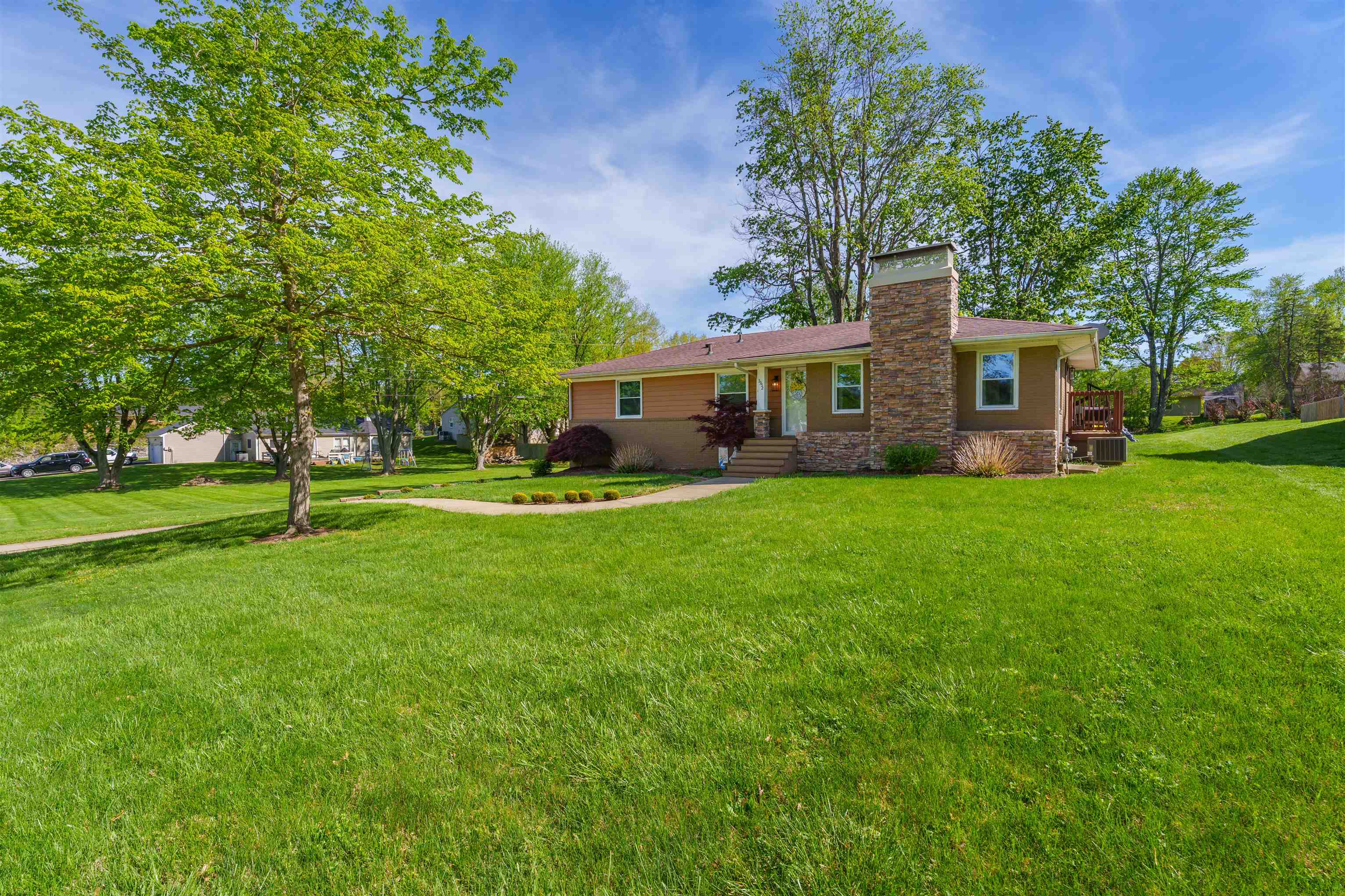 3952 Krystal Lane, Owensboro, Kentucky 42303, 4 Bedrooms Bedrooms, ,2 BathroomsBathrooms,Single Family Residence,For Sale,Krystal Lane,92113