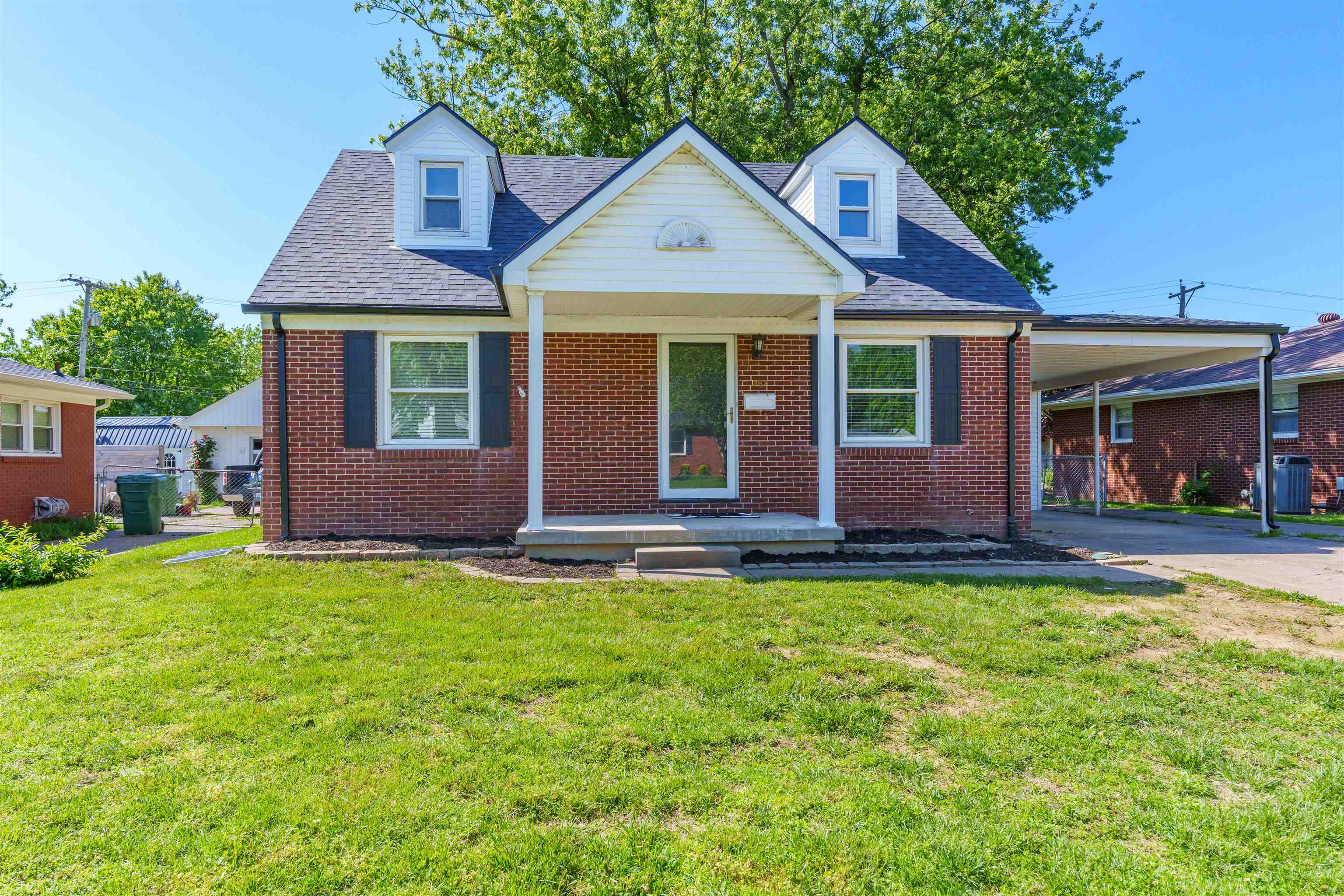 1133 Avondale Rd, Owensboro, Kentucky 42303-5002, 4 Bedrooms Bedrooms, ,2 BathroomsBathrooms,Single Family Residence,For Sale,Avondale Rd,92114