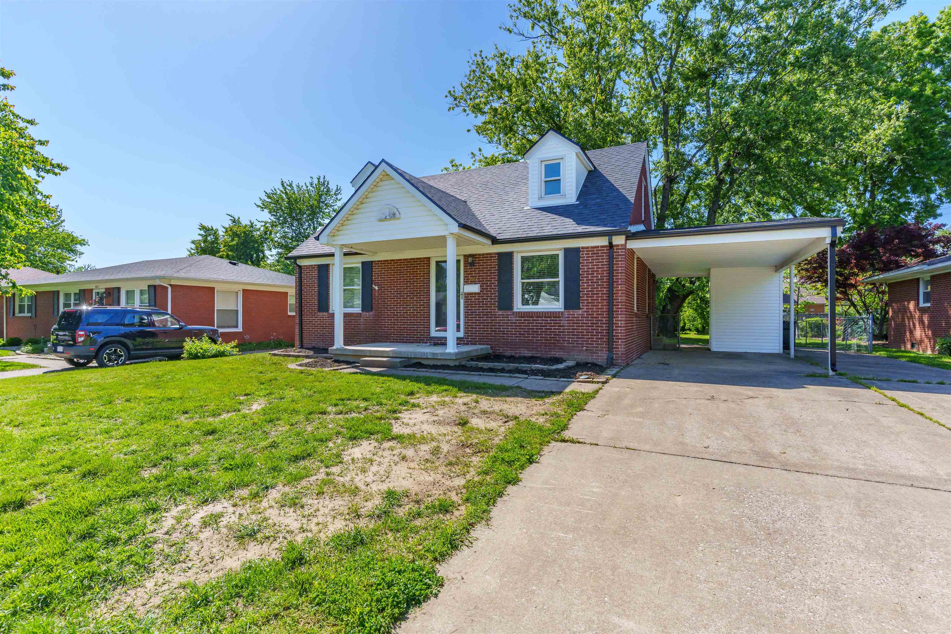1133 Avondale Rd, Owensboro, Kentucky 42303-5002, 4 Bedrooms Bedrooms, ,2 BathroomsBathrooms,Single Family Residence,For Sale,Avondale Rd,92114