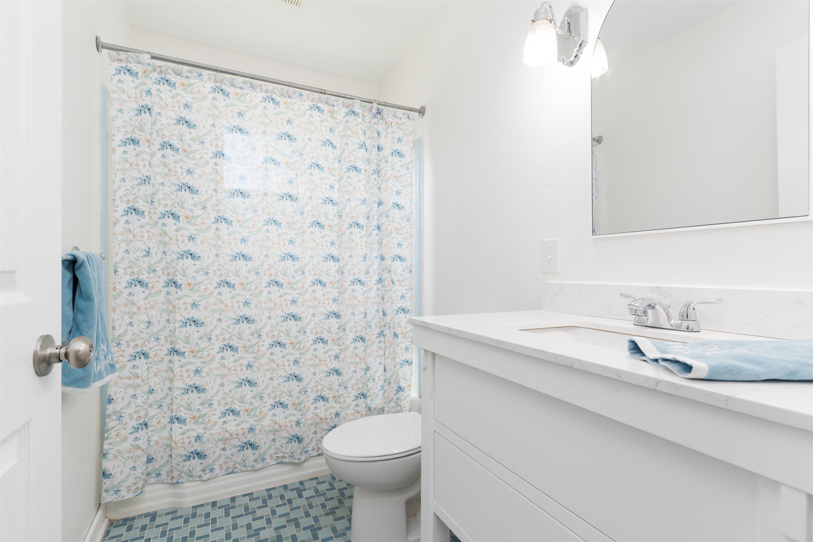 1133 Avondale Rd, Owensboro, Kentucky 42303-5002, 4 Bedrooms Bedrooms, ,2 BathroomsBathrooms,Single Family Residence,For Sale,Avondale Rd,92114
