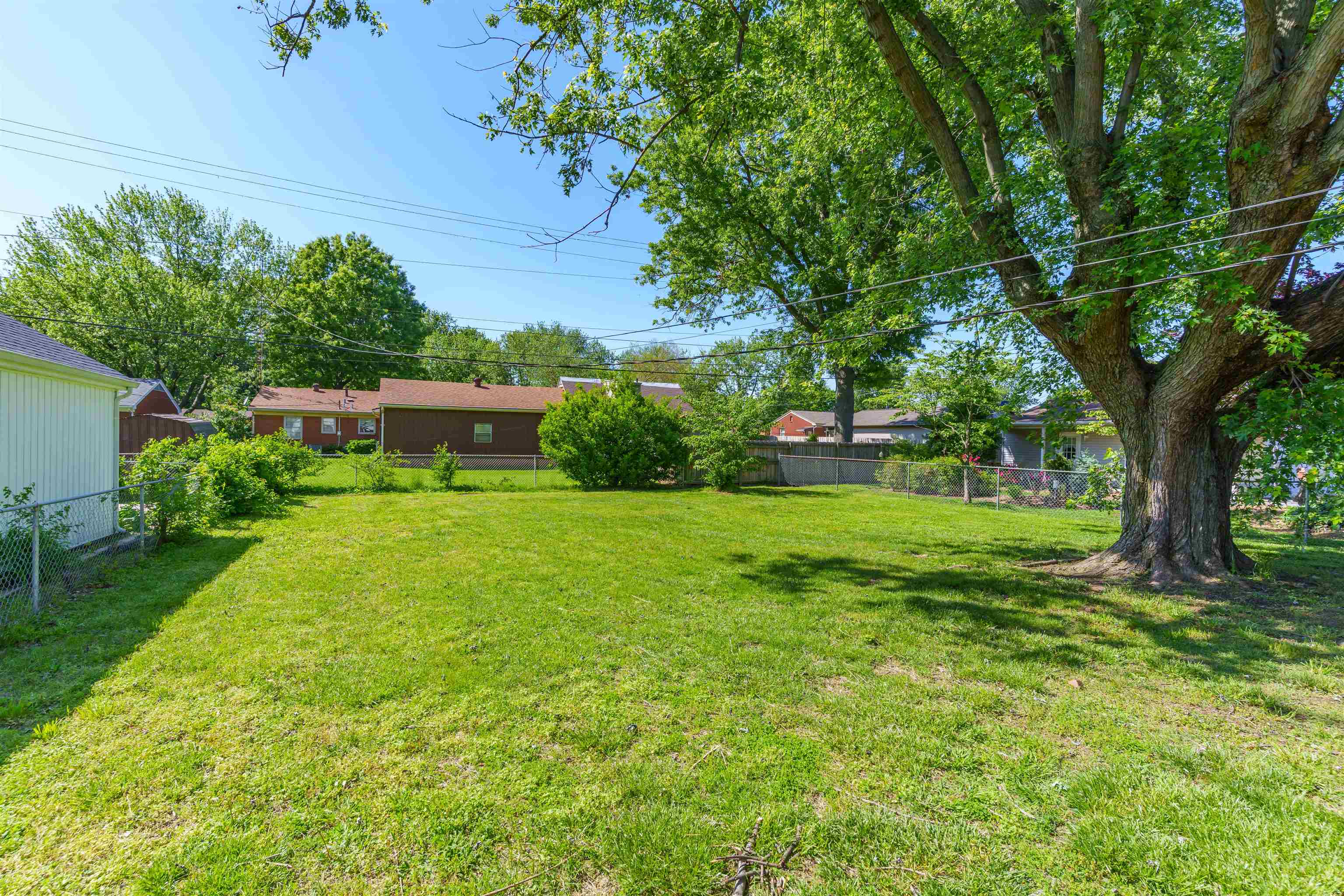 1133 Avondale Rd, Owensboro, Kentucky 42303-5002, 4 Bedrooms Bedrooms, ,2 BathroomsBathrooms,Single Family Residence,For Sale,Avondale Rd,92114