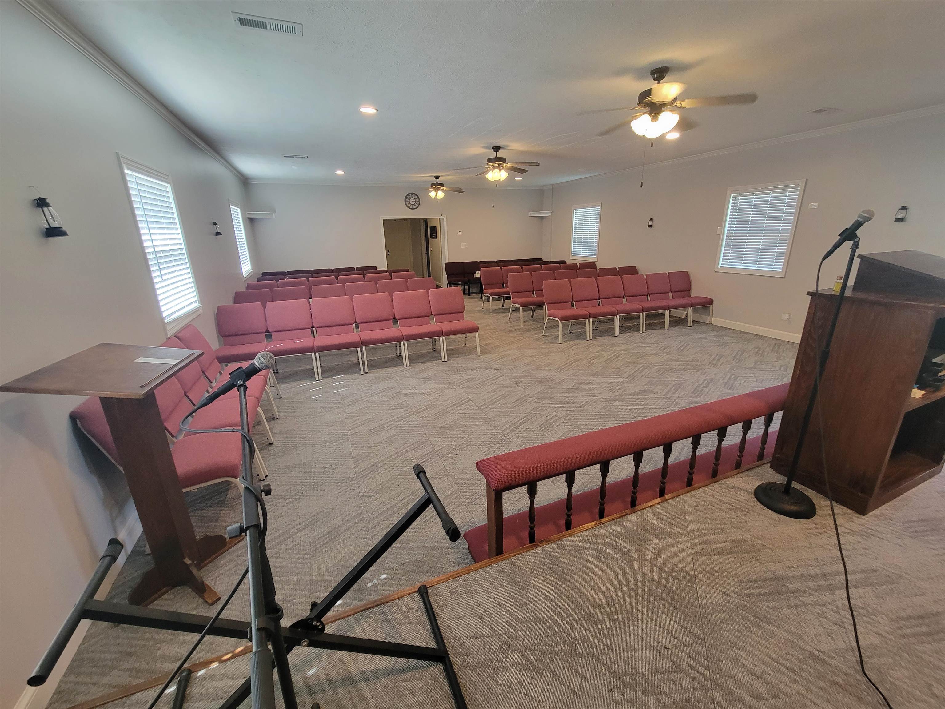 221 E 1st St, Beaver Dam, Kentucky 42320, ,Mixed Use,For Sale,E 1st St,92115