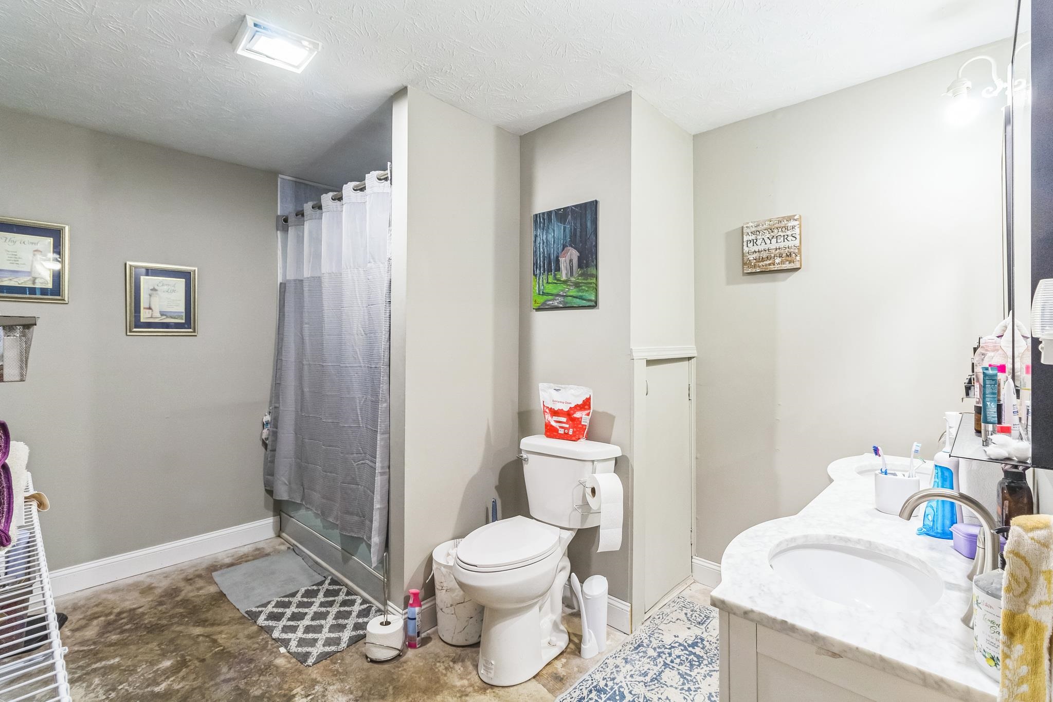166 Narrows Rd, Fordsville, Kentucky 42343, 4 Bedrooms Bedrooms, ,2 BathroomsBathrooms,Single Family Residence,For Sale,Narrows Rd,92117