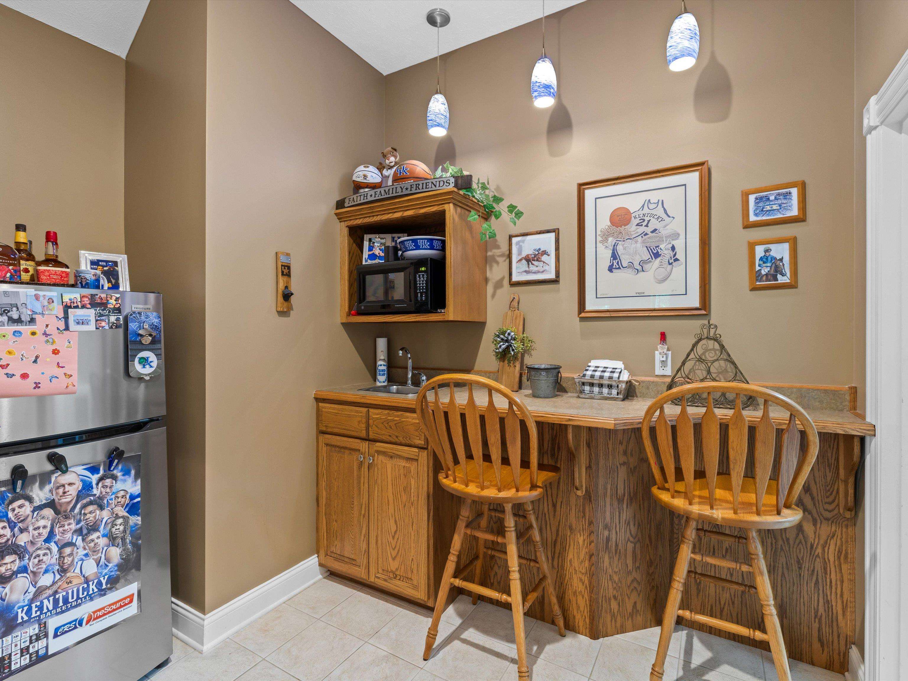 252 Ridgecrest Place, Owensboro, Kentucky 42303, 4 Bedrooms Bedrooms, ,3 BathroomsBathrooms,Single Family Residence,For Sale,Ridgecrest Place,92118