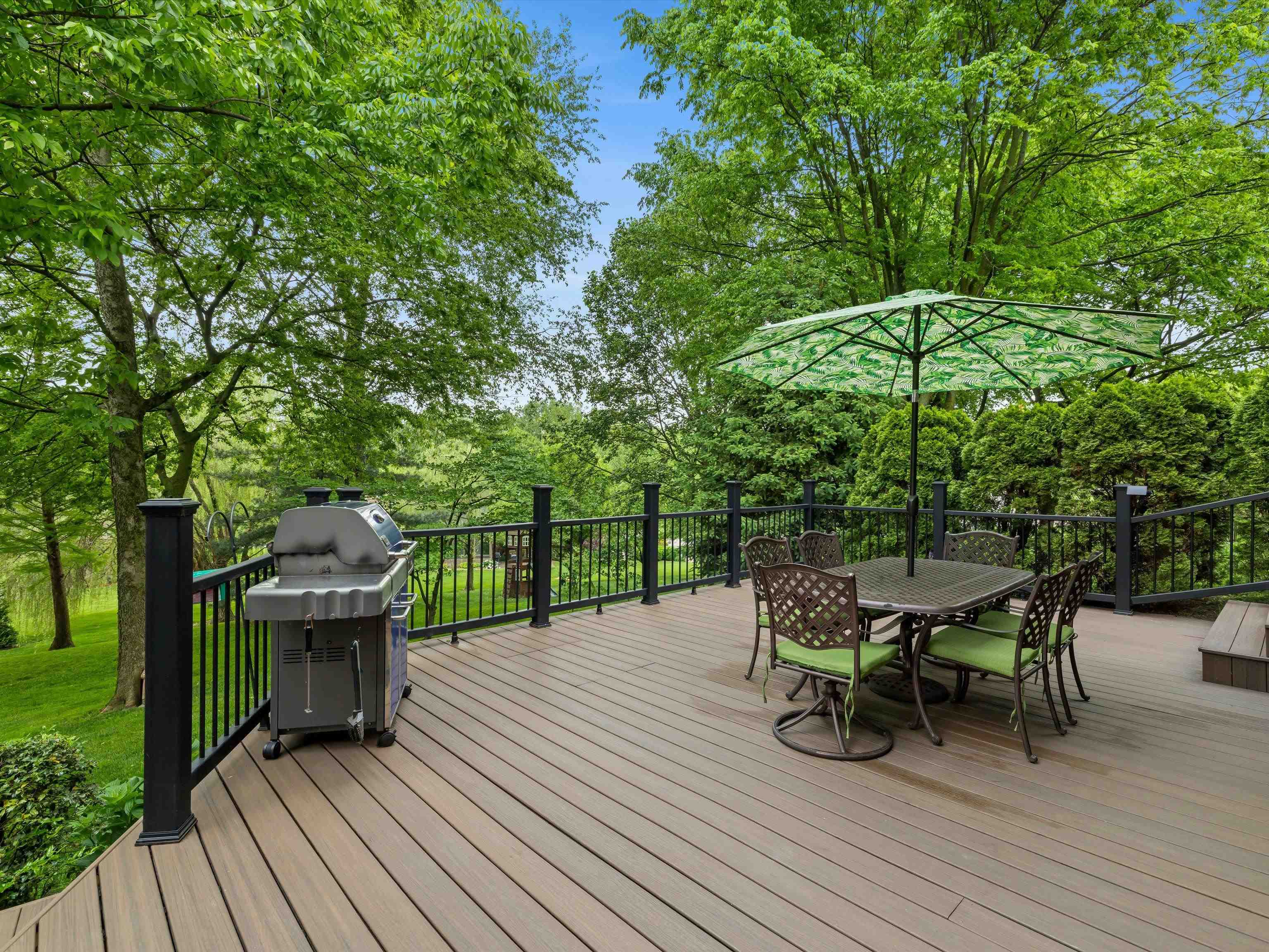252 Ridgecrest Place, Owensboro, Kentucky 42303, 4 Bedrooms Bedrooms, ,3 BathroomsBathrooms,Single Family Residence,For Sale,Ridgecrest Place,92118