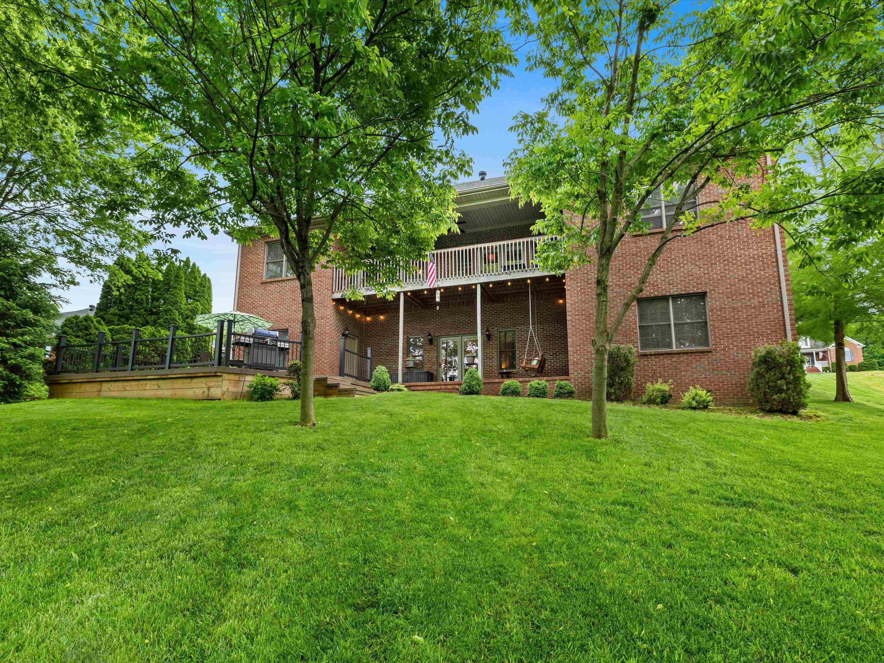 252 Ridgecrest Place, Owensboro, Kentucky 42303, 4 Bedrooms Bedrooms, ,3 BathroomsBathrooms,Single Family Residence,For Sale,Ridgecrest Place,92118