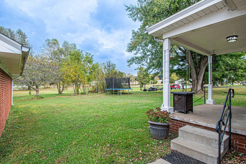 9287 State Route 54, Whitesville, Kentucky 42378, 4 Bedrooms Bedrooms, ,2 BathroomsBathrooms,Single Family Residence,For Sale,State Route 54,92120
