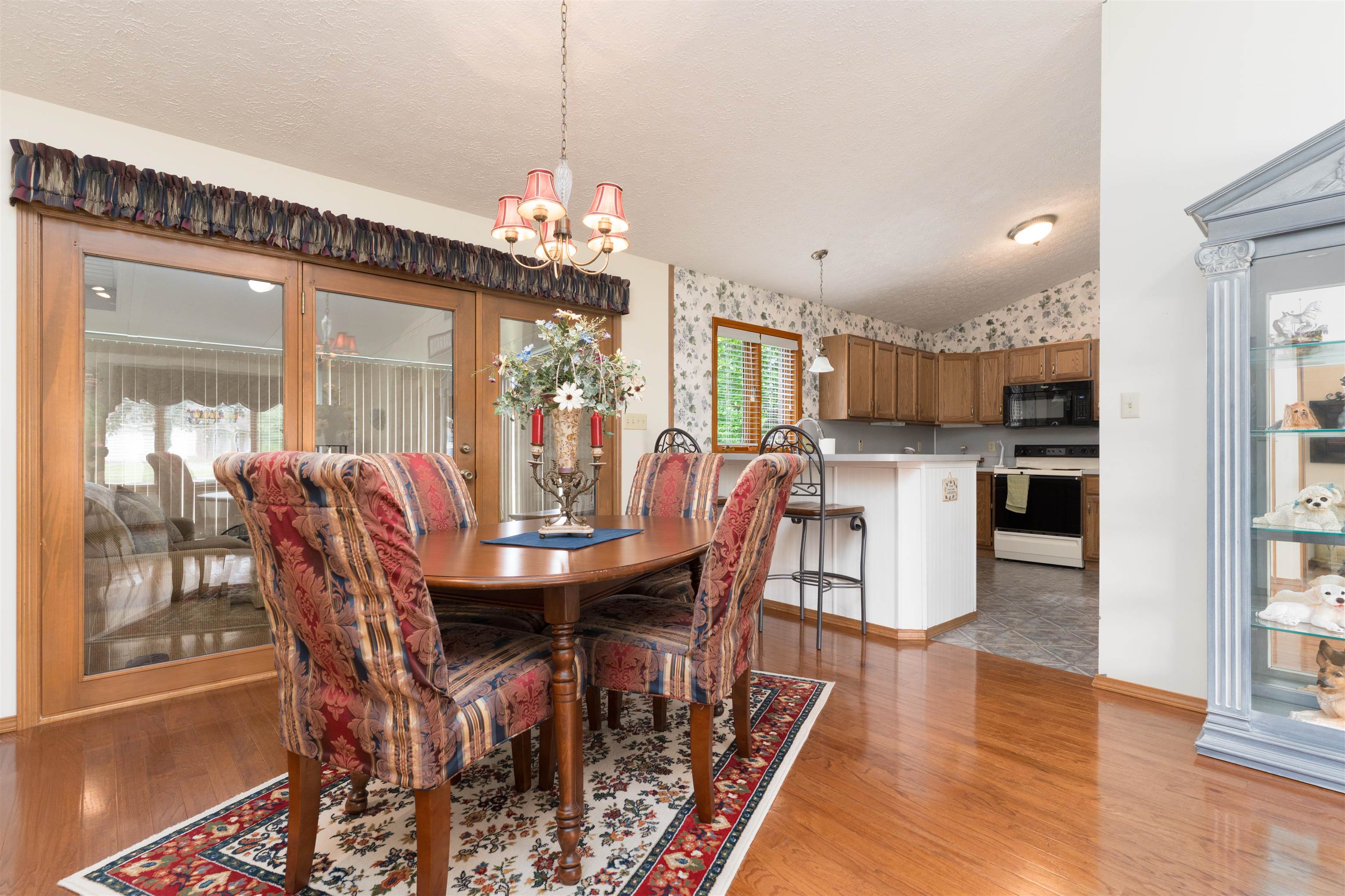 3525 Bordeaux Loop N, Owensboro, Kentucky 42301, 3 Bedrooms Bedrooms, ,2 BathroomsBathrooms,Single Family Residence,For Sale,Bordeaux Loop N,92121