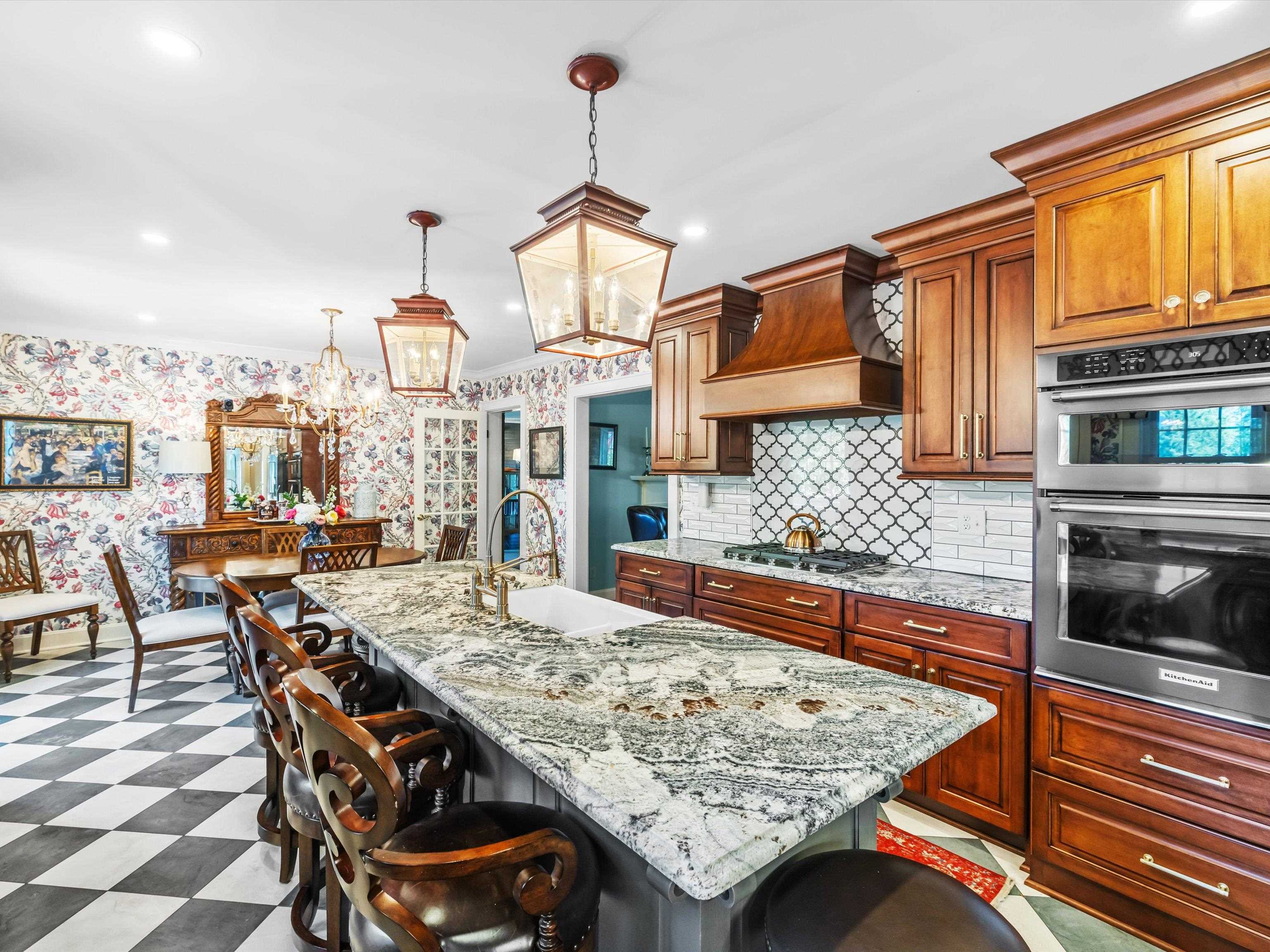 1829 Stratford Drive, Owensboro, Kentucky 42301, 4 Bedrooms Bedrooms, ,3 BathroomsBathrooms,Single Family Residence,For Sale,Stratford Drive,92122