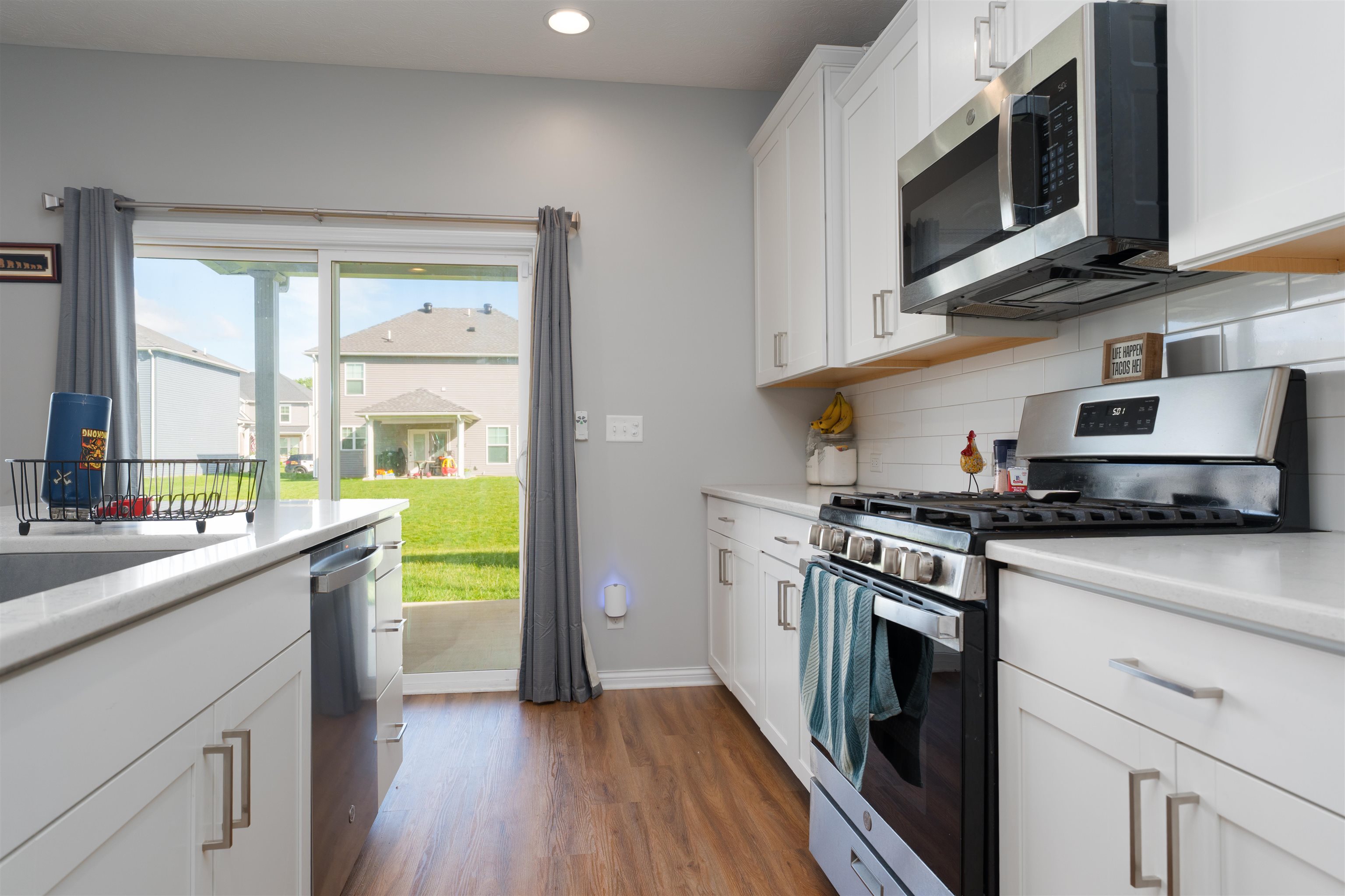 3864 Brookfield Dr, Owensboro, Kentucky 42303, 4 Bedrooms Bedrooms, ,2 BathroomsBathrooms,Single Family Residence,For Sale,Brookfield Dr,92123