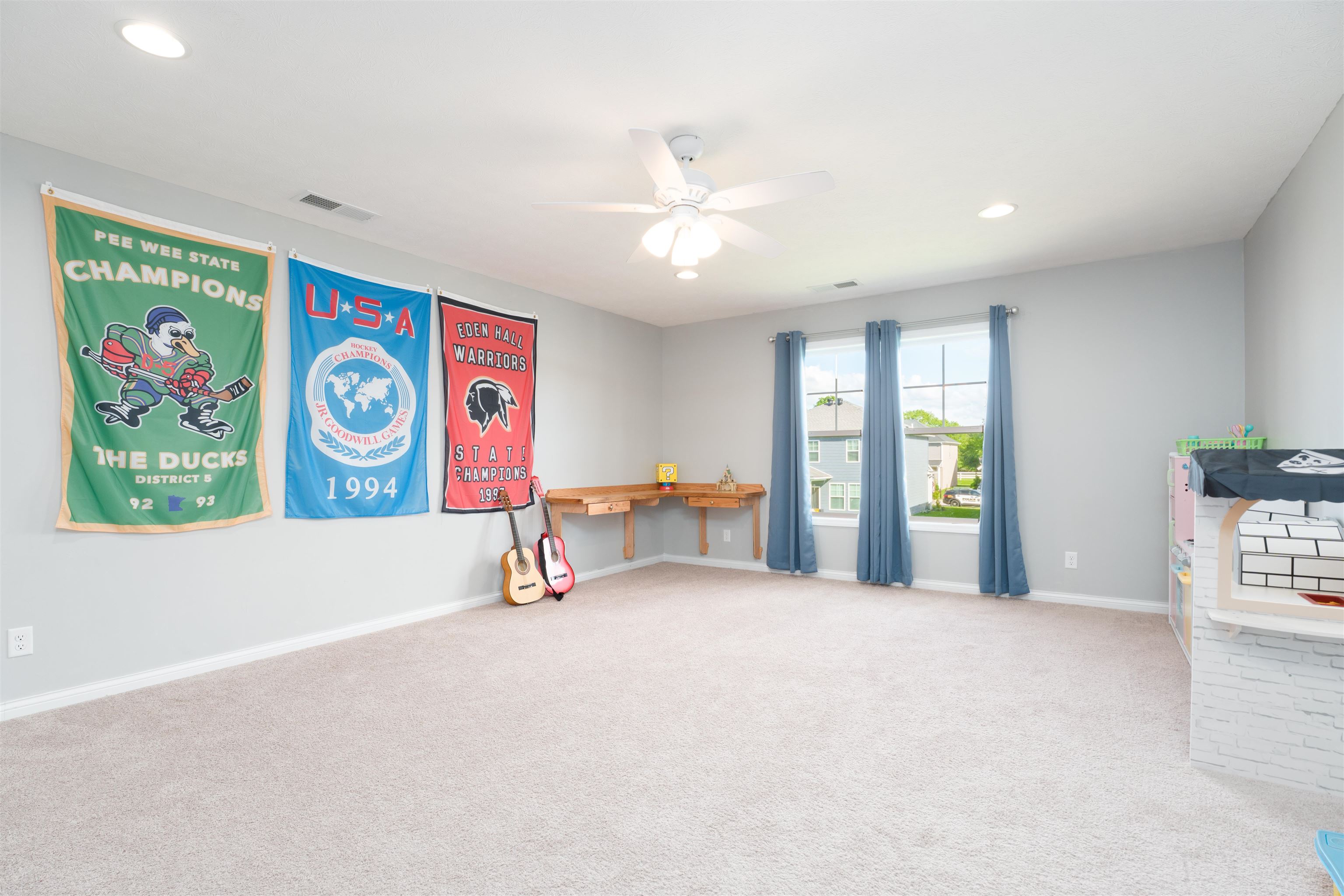 3864 Brookfield Dr, Owensboro, Kentucky 42303, 4 Bedrooms Bedrooms, ,2 BathroomsBathrooms,Single Family Residence,For Sale,Brookfield Dr,92123