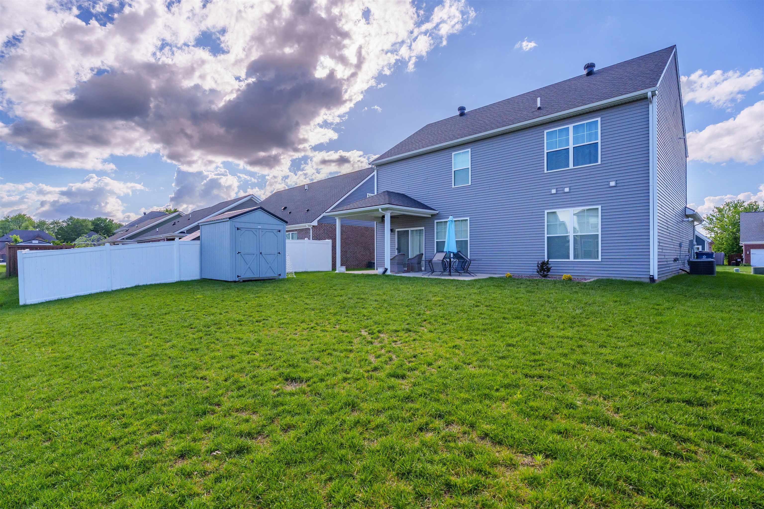 3864 Brookfield Dr, Owensboro, Kentucky 42303, 4 Bedrooms Bedrooms, ,2 BathroomsBathrooms,Single Family Residence,For Sale,Brookfield Dr,92123